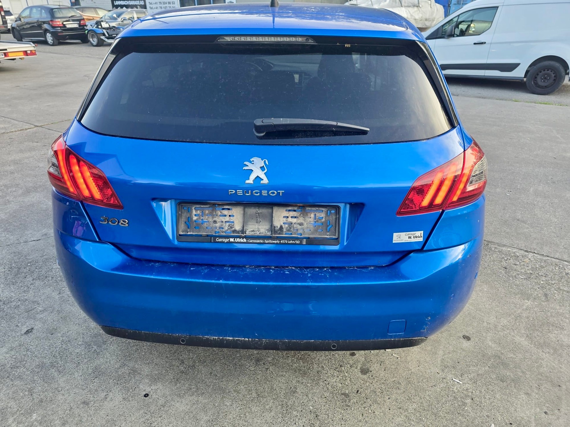 PEUGEOT 308 1.2 Pure Tech Allure Pack EAT8-image-7