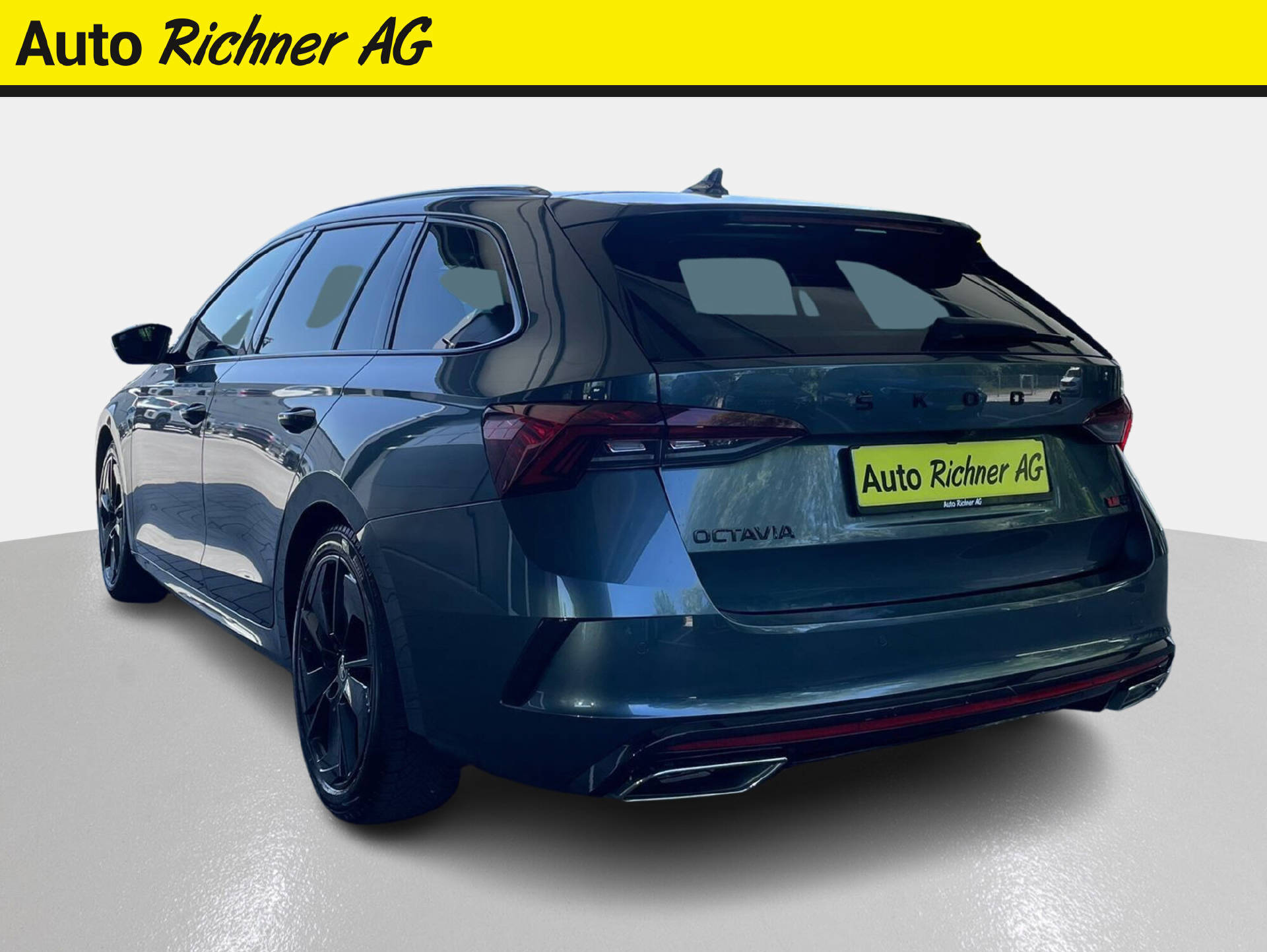 SKODA Octavia Combi 2.0 TDI RS 4x4 DSG-image-4