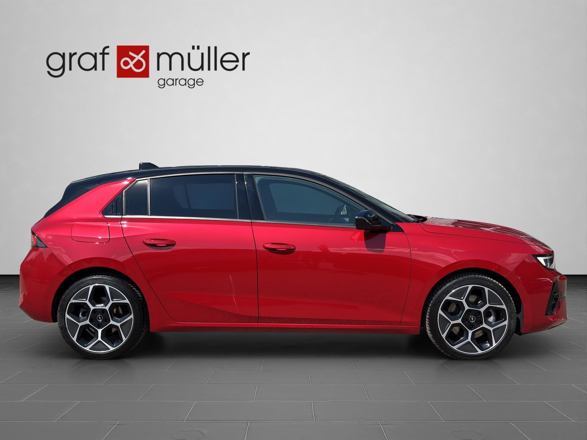 OPEL Astra 1.6 T PHEV 180 Swiss Plus-image-20