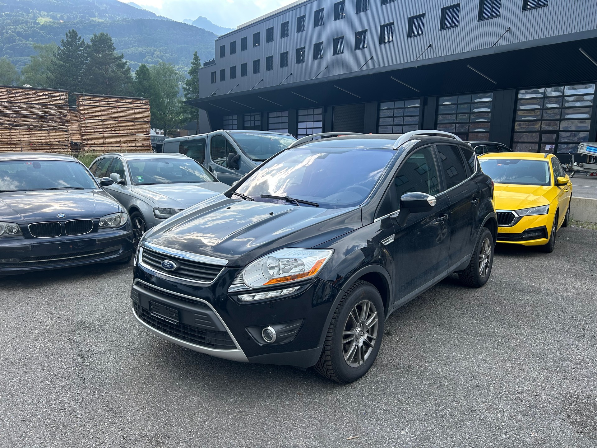 FORD Kuga 2.0 TDCi Individual 4WD PowerShift-image-8