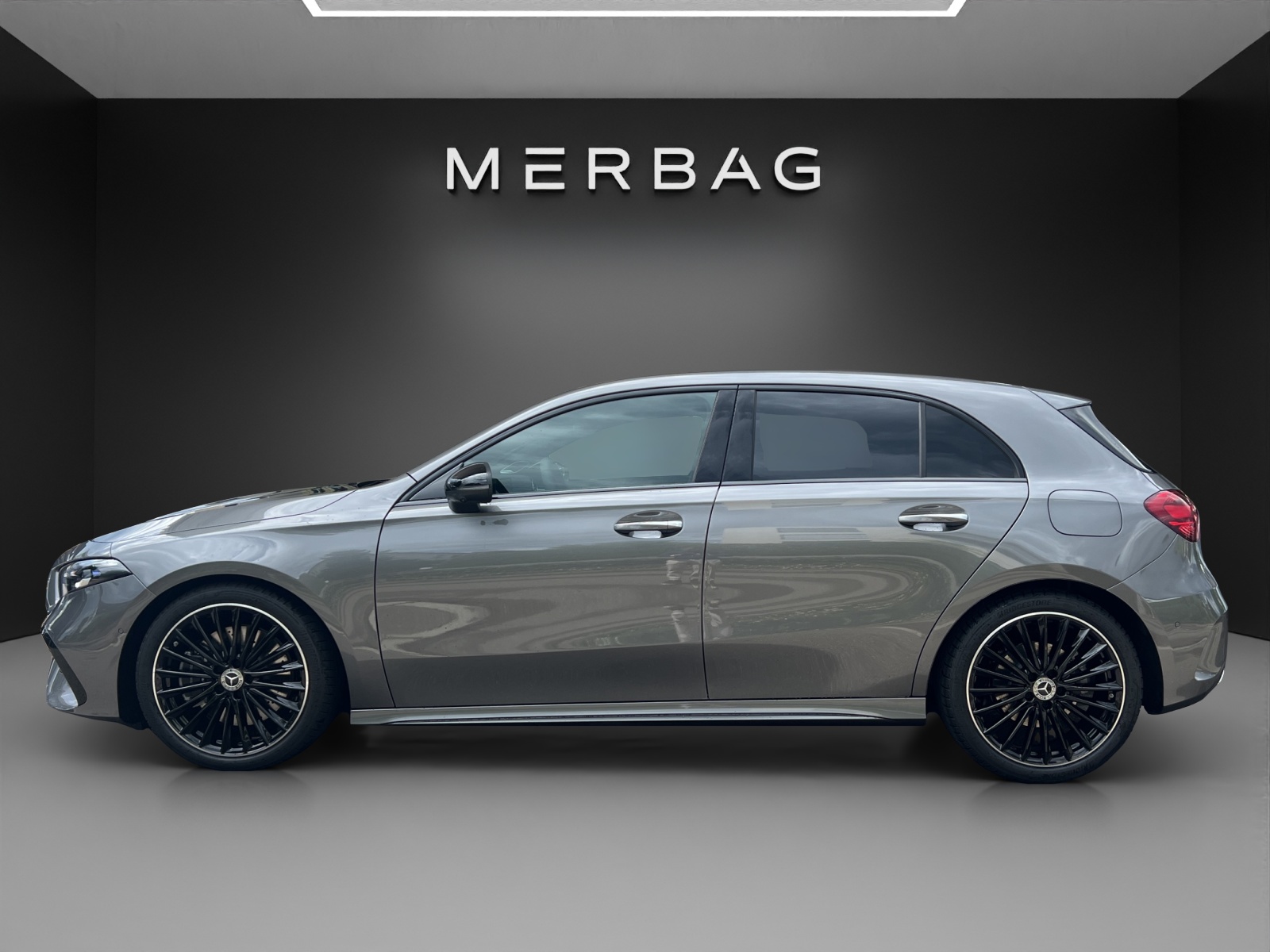 MERCEDES-BENZ A 250 4Matic 8G-DCT-image-5