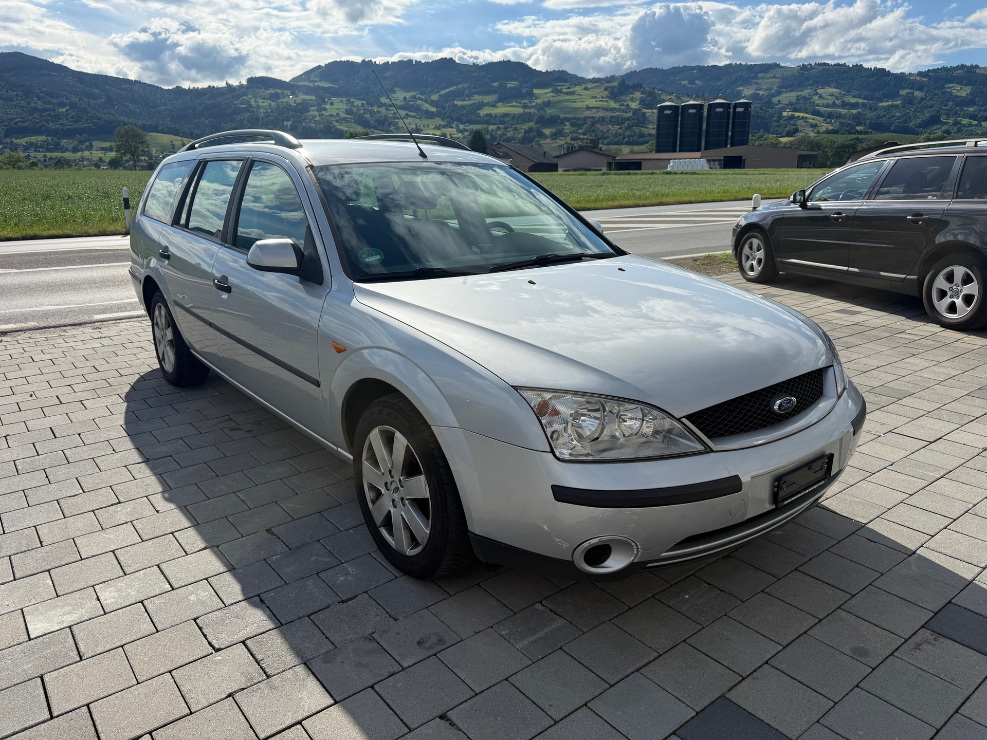 FORD Mondeo 2.0i 16V Trend-image-1