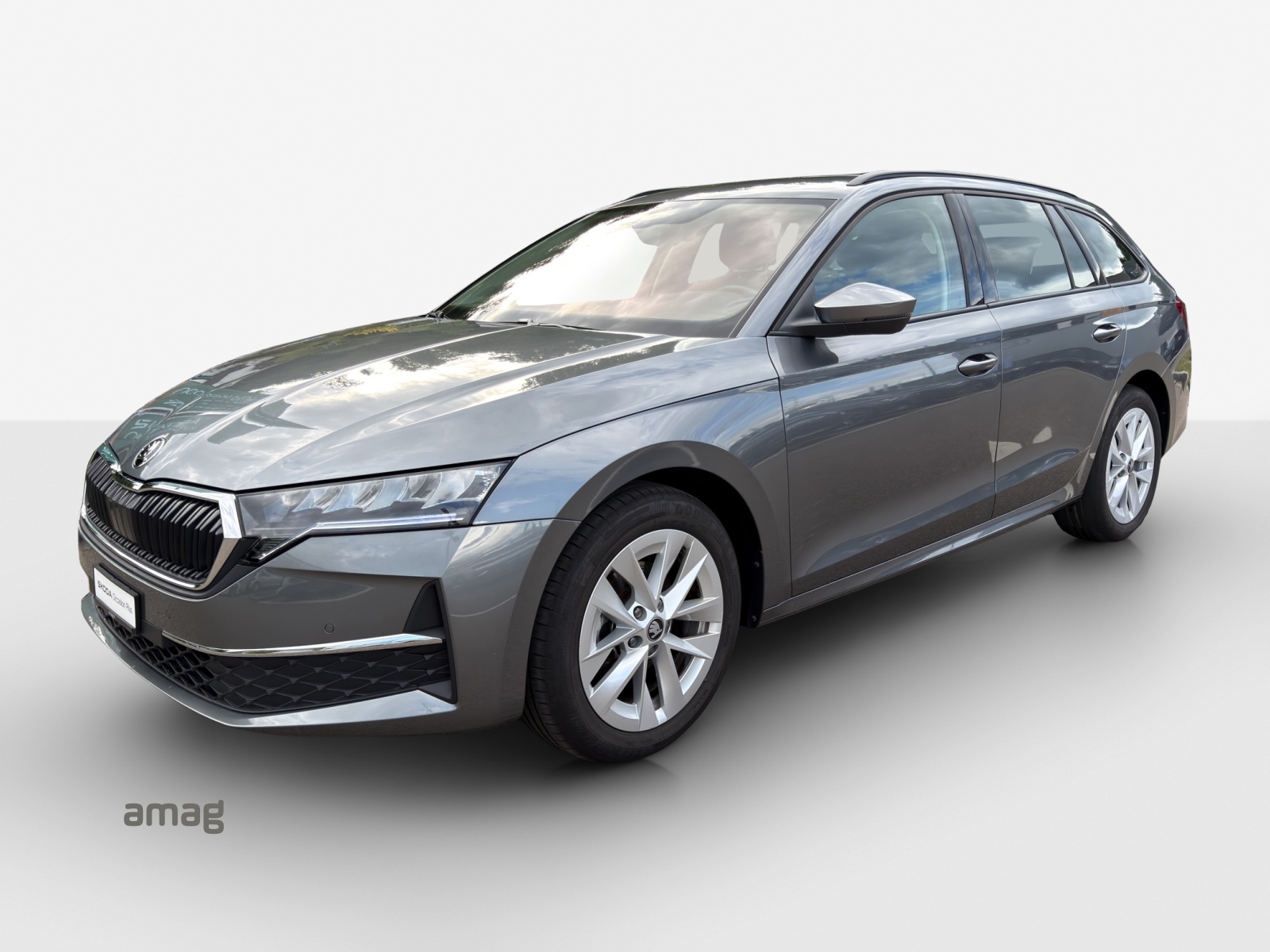 SKODA Octavia Combi 1.5 TSI mHEV DSG Dynamic