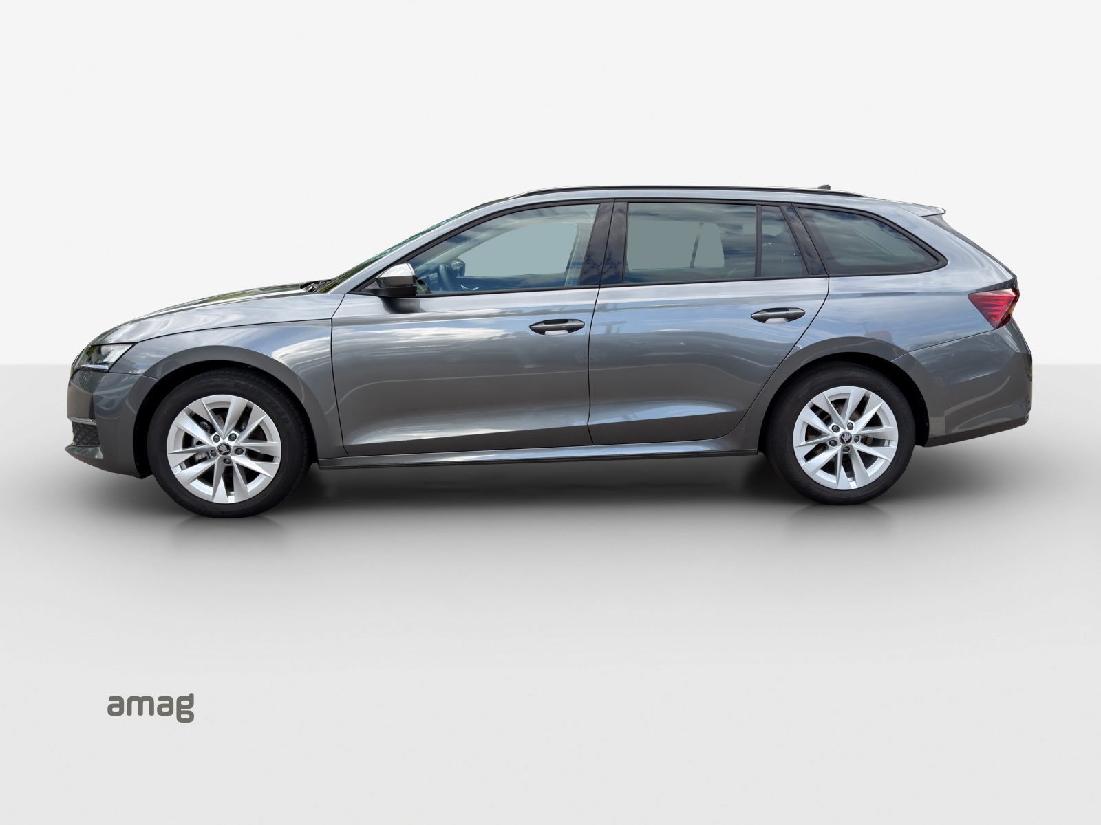 SKODA Octavia Combi 1.5 TSI mHEV DSG Dynamic-showroom-element-1