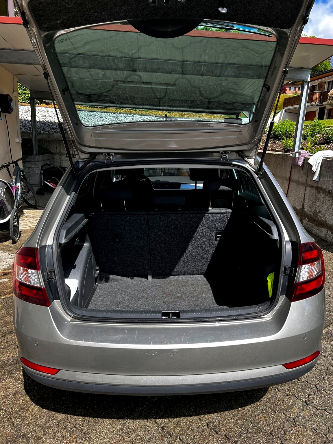 SKODA 1.4 TSI Swiss Edition DSG-image-4