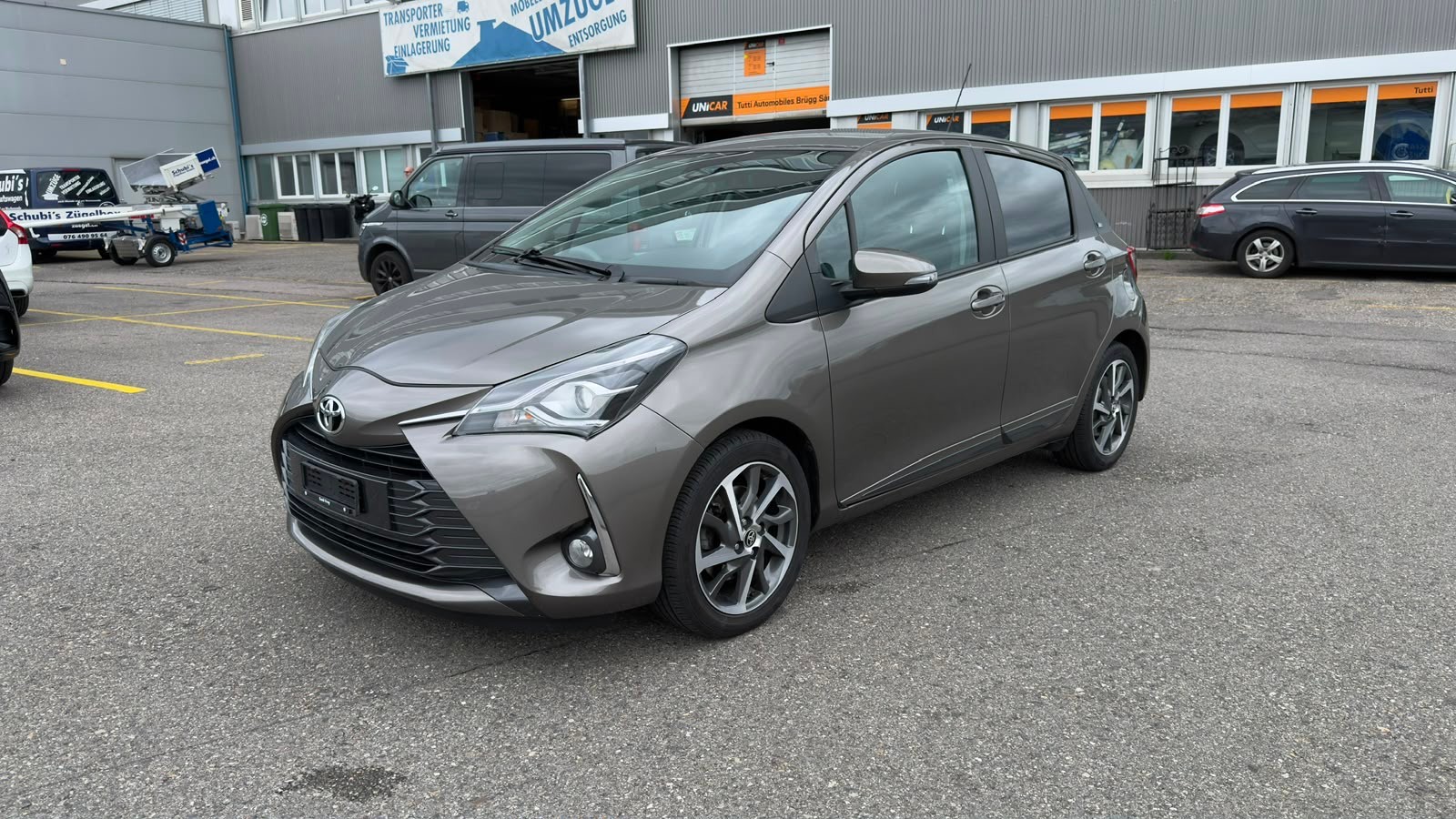 TOYOTA Yaris 1.5 Comfort CVT