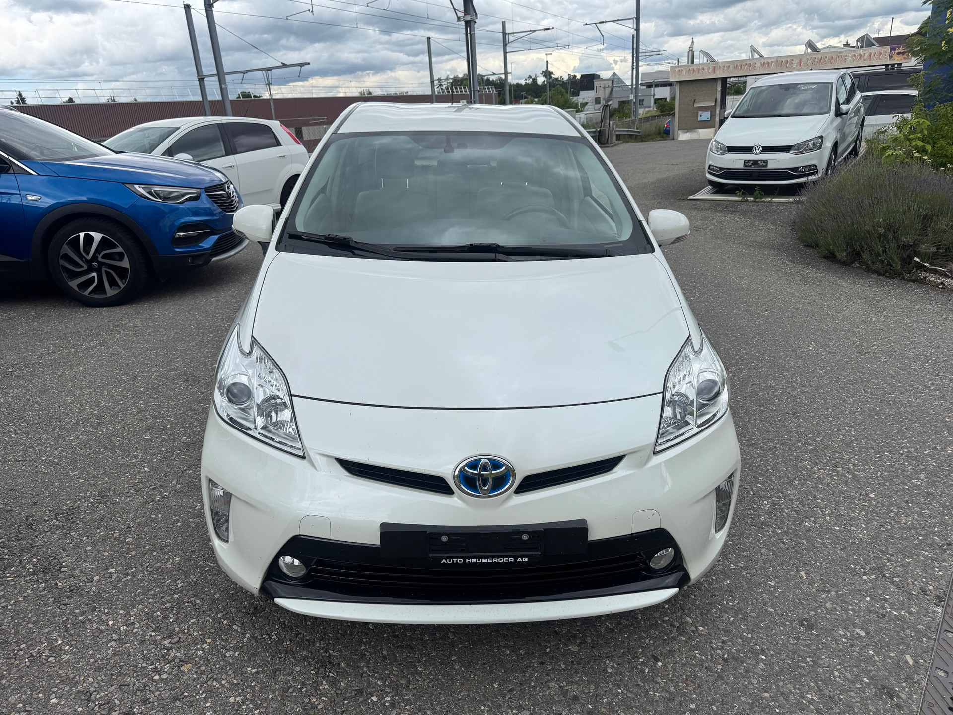 TOYOTA Prius 1.8 16V HSD Sol-image-1