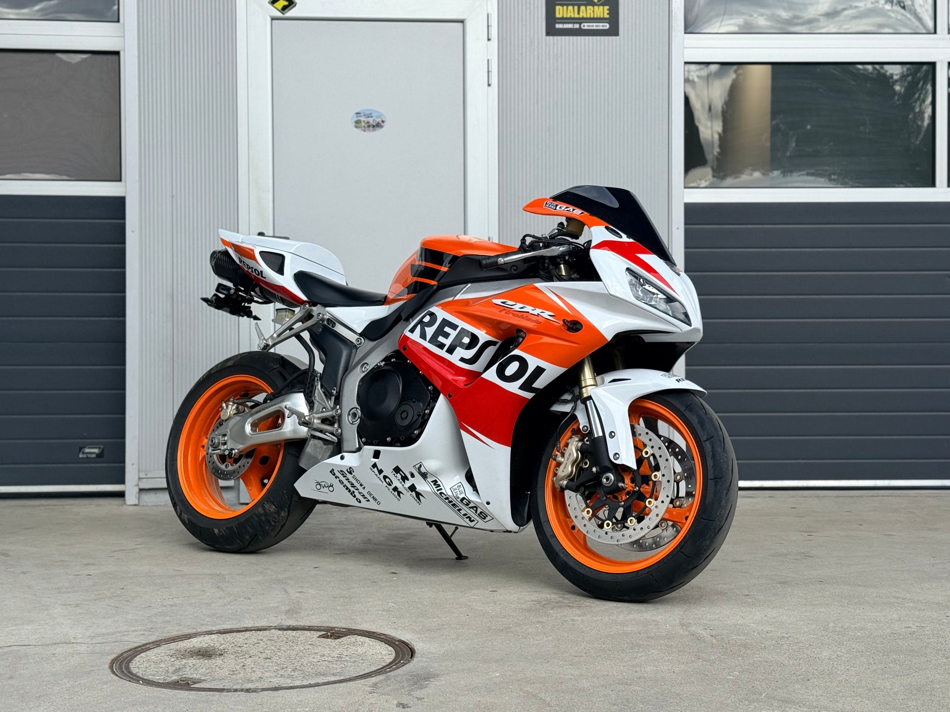 HONDA CBR 1000 RR Repsol-image-2