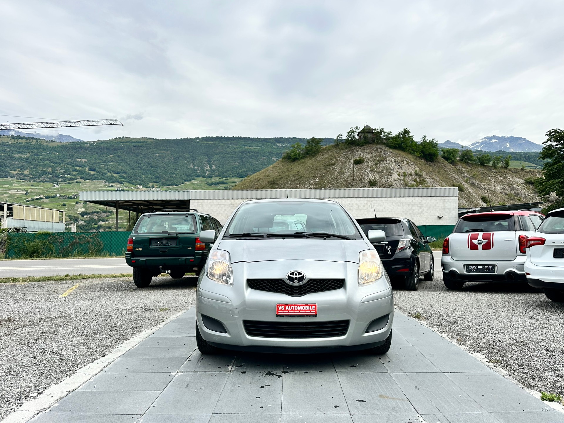 TOYOTA Yaris 1.33 Linea Sol-image-2