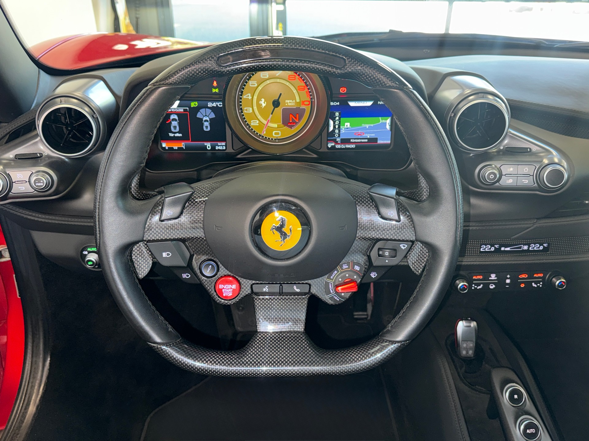 FERRARI F8 Tributo-image-7
