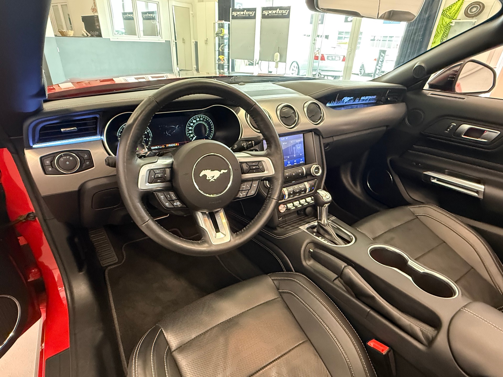 FORD Mustang Convertible 5.0 V8 GT Automat CH AUTO-image-12