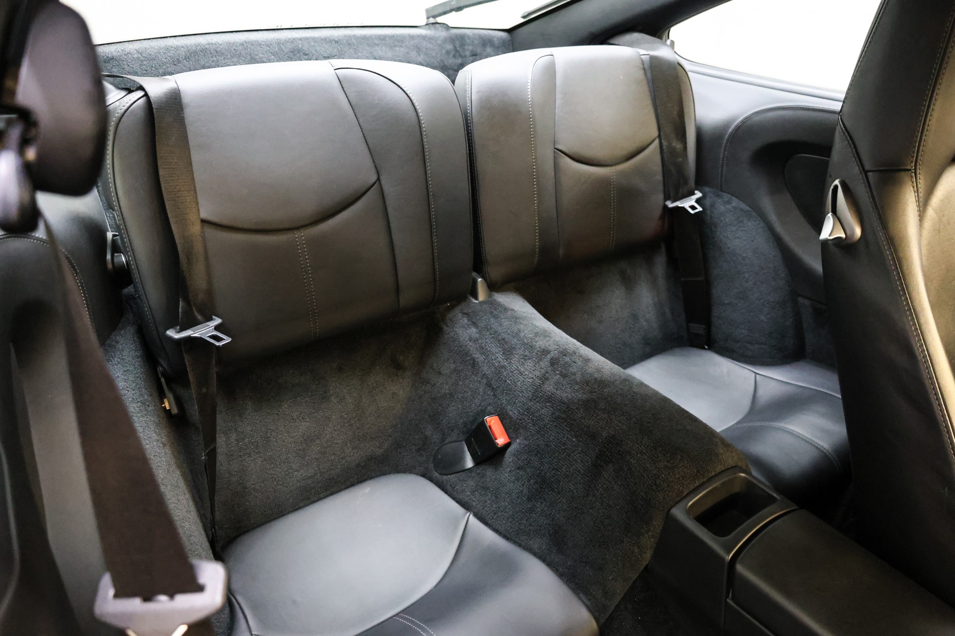PORSCHE 911 Carrera 4S-image-26
