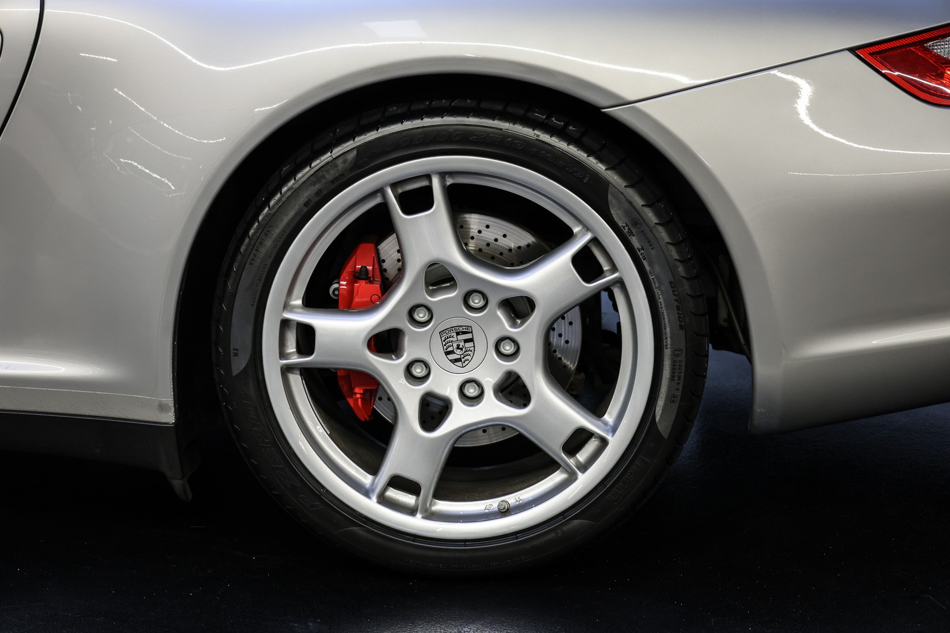PORSCHE 911 Carrera 4S-image-11