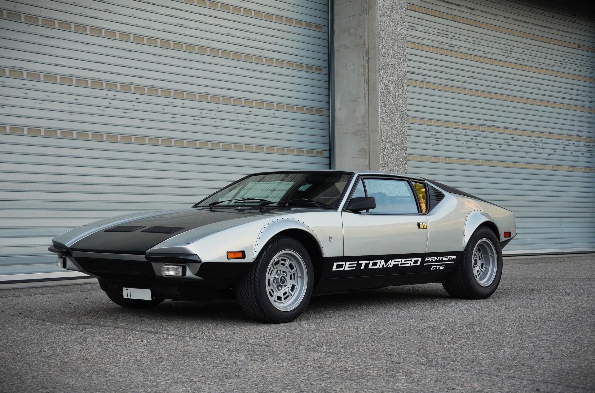DE TOMASO PANTERA GTS