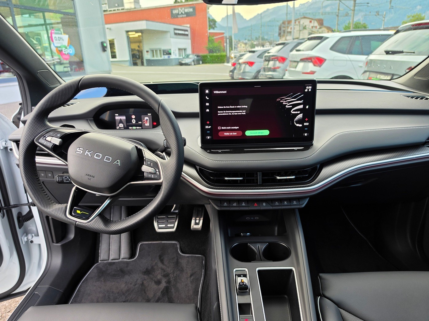 SKODA Enyaq 4x4 RS-image-9