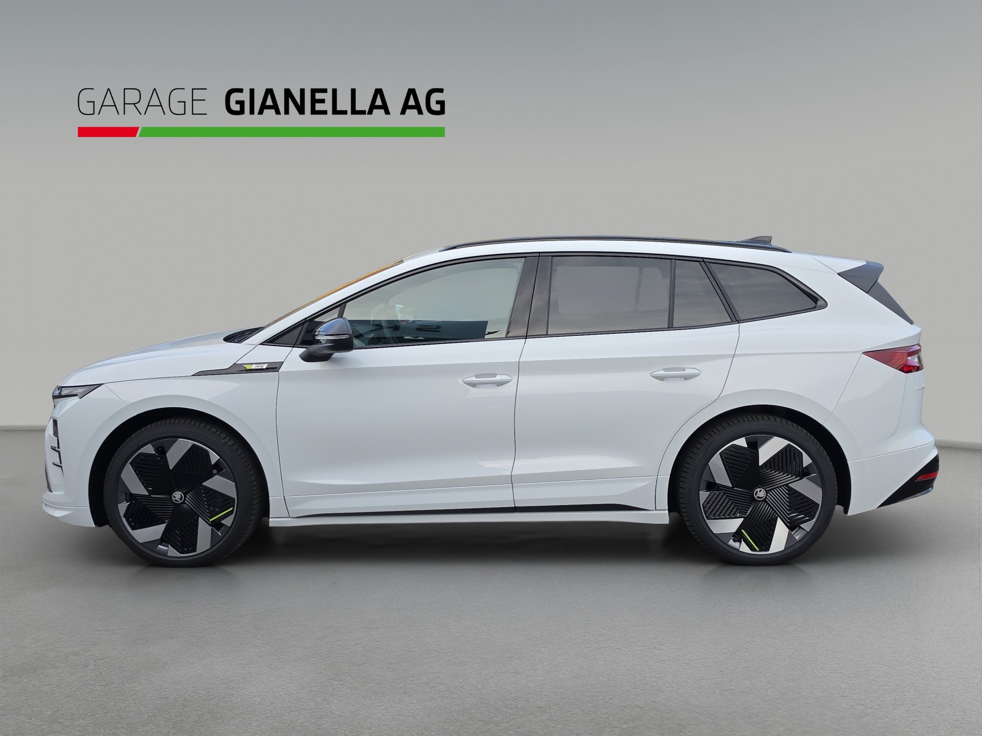 SKODA Enyaq 4x4 RS-showroom-element-1