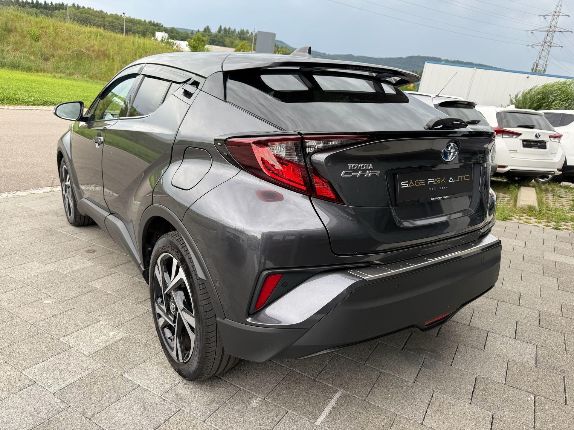 TOYOTA C-HR 1.8 VVTi HSD Trend-image-4