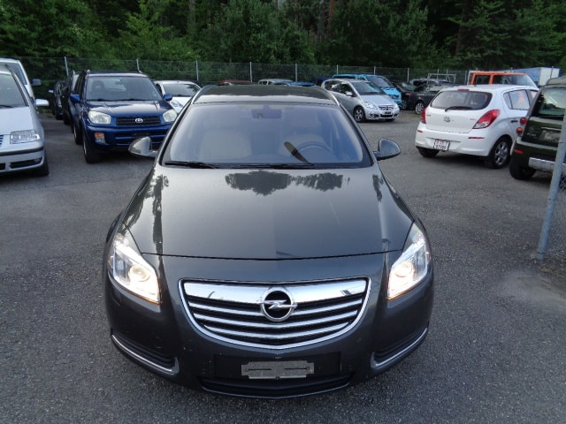 OPEL Insignia Sports Tourer 2.0 CDTI Edition Automatic