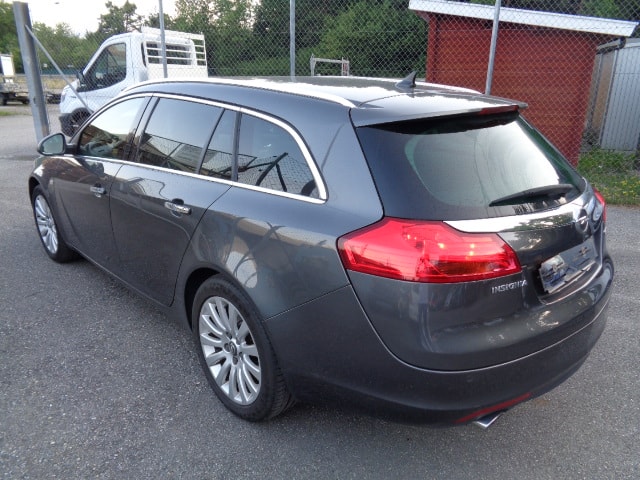 OPEL Insignia Sports Tourer 2.0 CDTI Edition Automatic-image-4