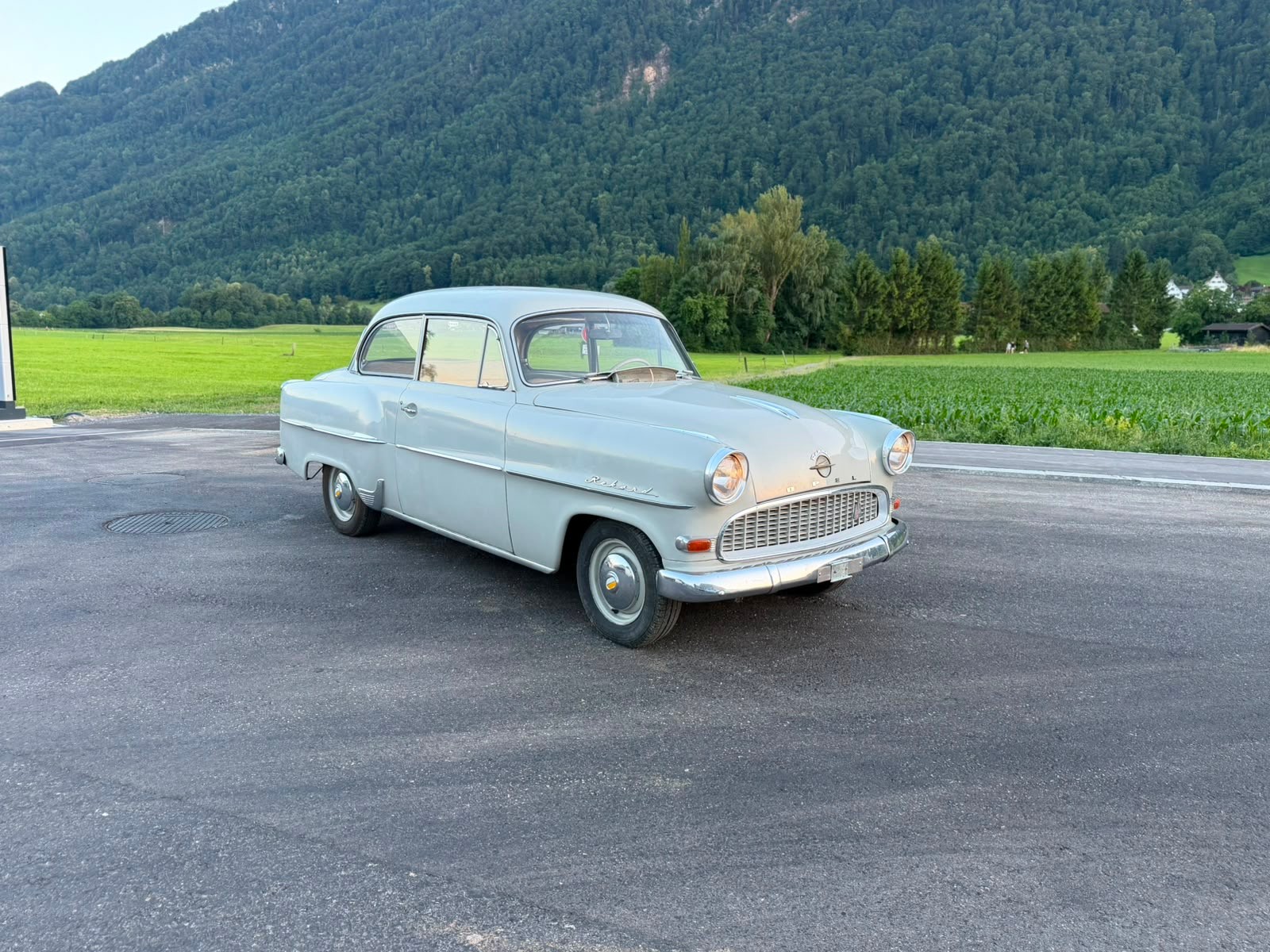OPEL OLYMPIA RECORD