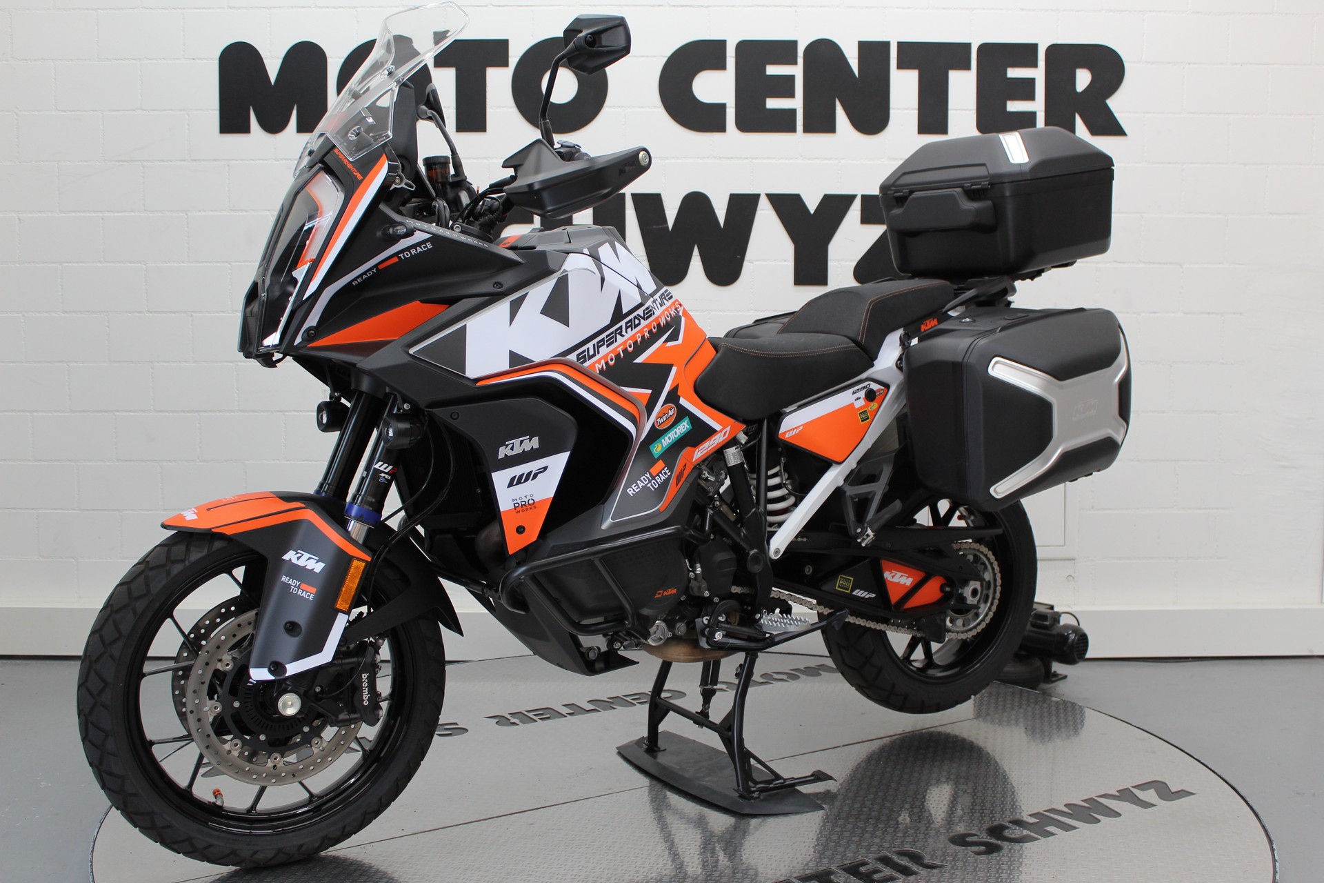 KTM 1290 Super Adventure S-image-4