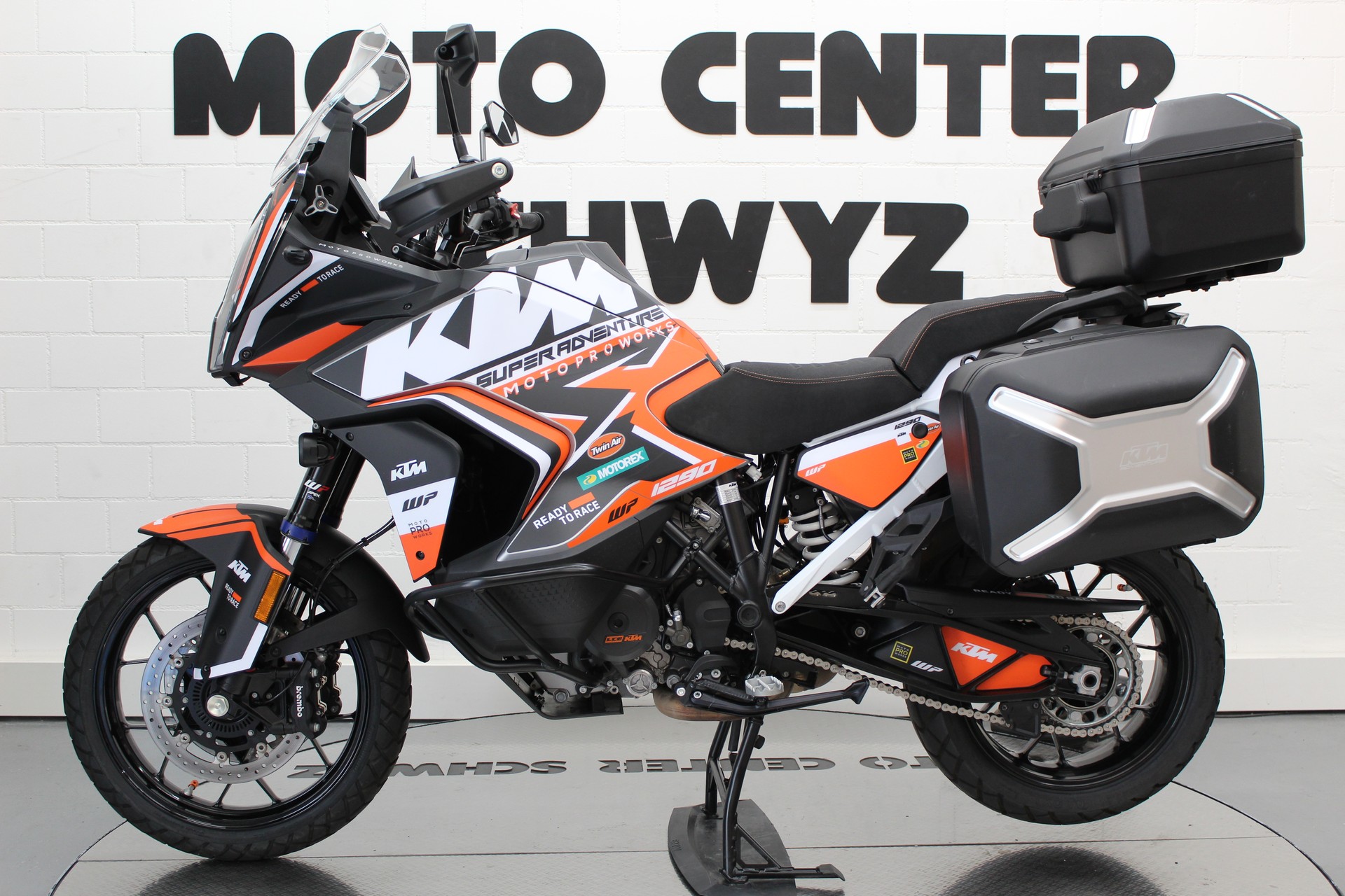 KTM 1290 Super Adventure S-image-5