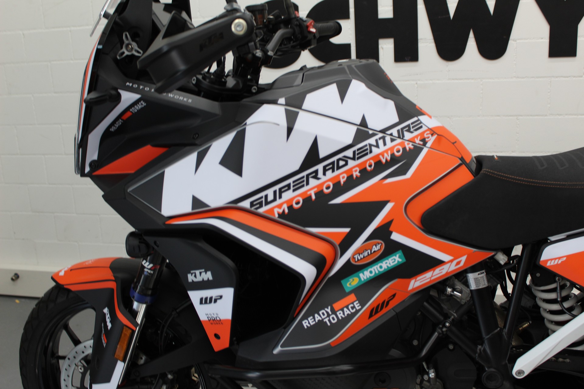 KTM 1290 Super Adventure S-image-6