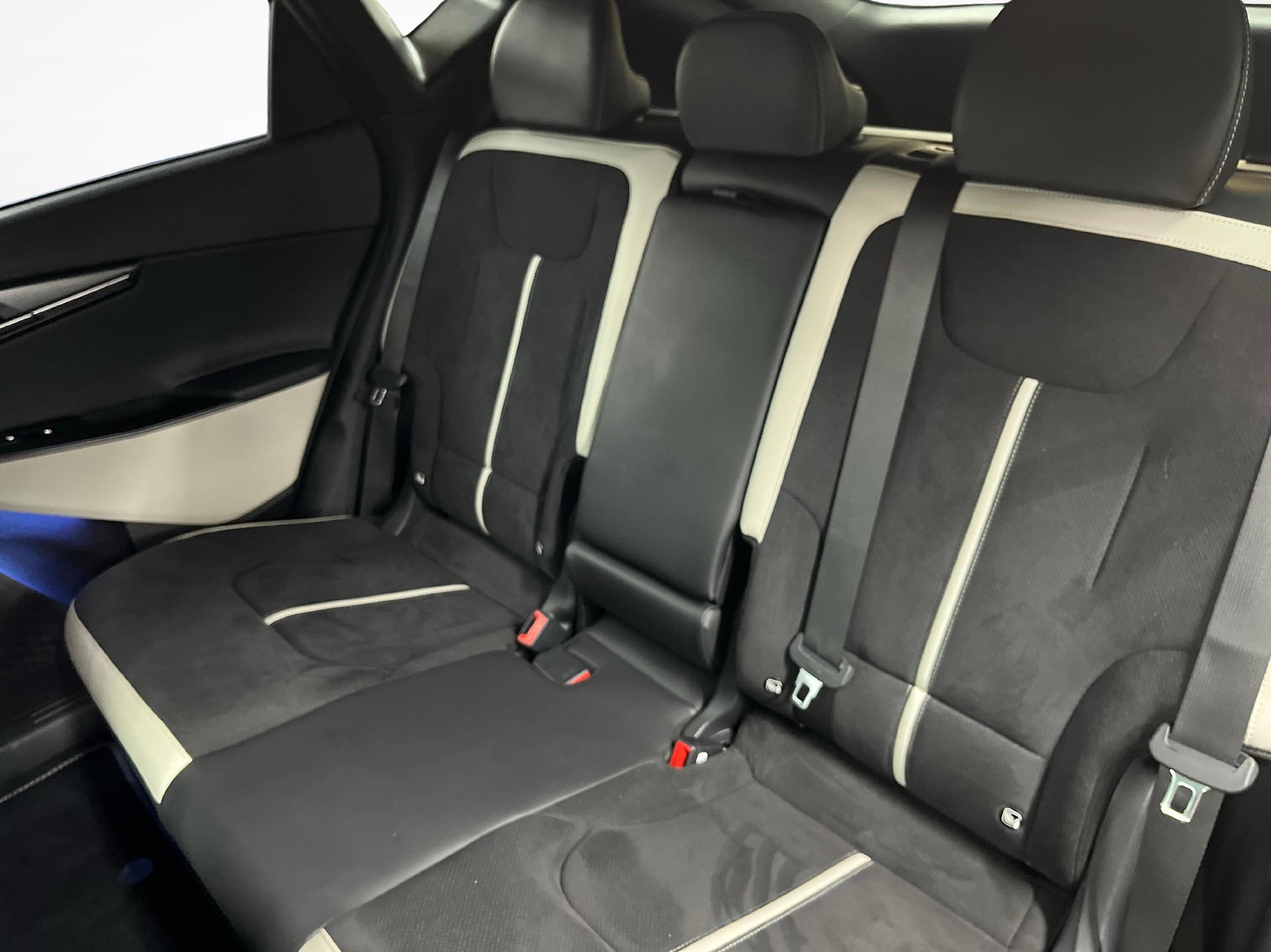 KIA EV6 84 kWh GT-Line 4x4-image-11