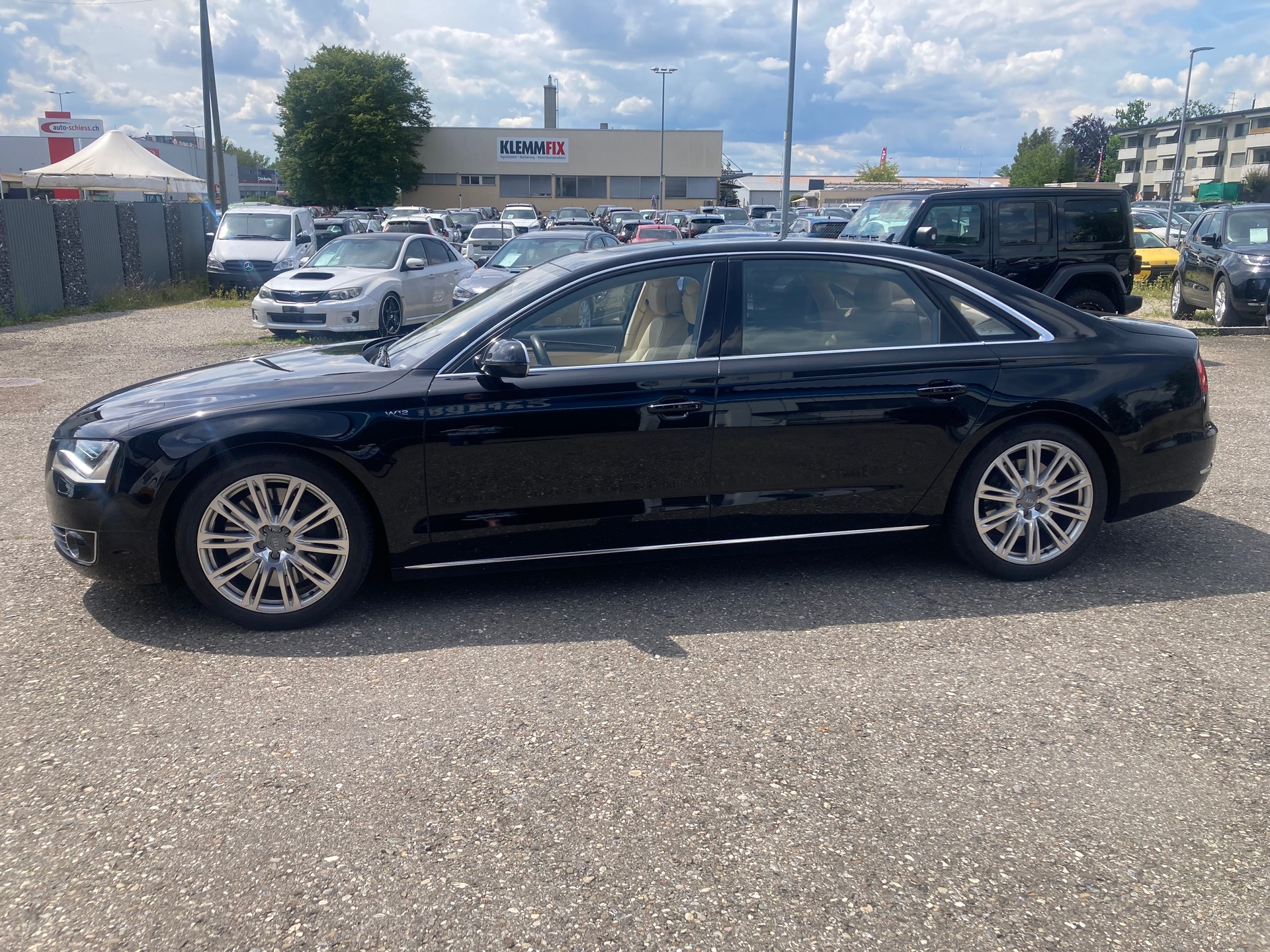 AUDI A8 L 6.3 FSI W12 quattro tiptronic-showroom-element-3