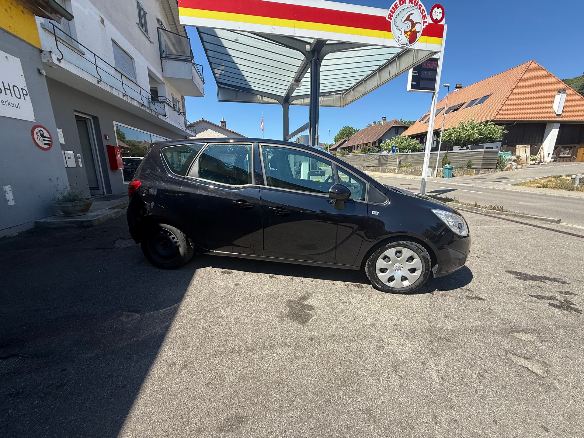 OPEL Meriva 1.4 Turbo Cosmo-image-1