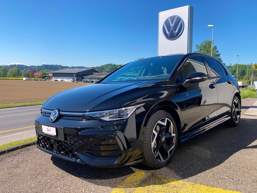 VW Golf 1.5 e TSI mHEV R-Line DSG-showroom-element-2