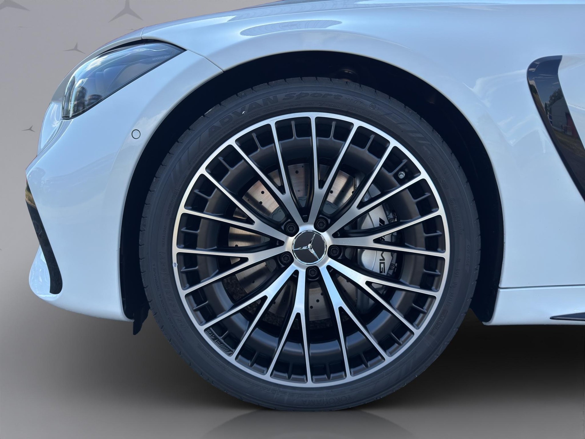 MERCEDES-BENZ CLE 53 AMG 4matic+ Cabriolet-showroom-element-2