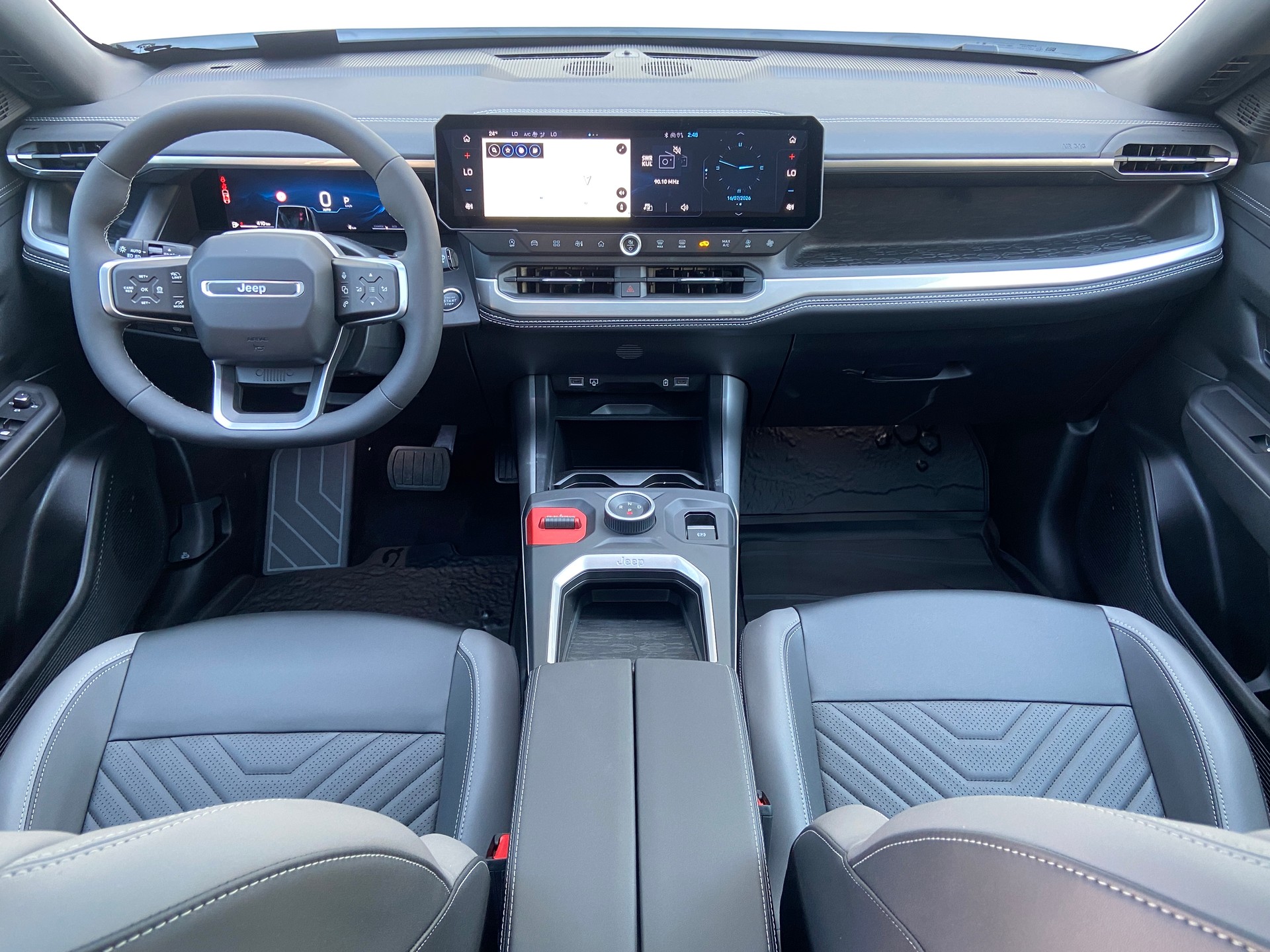 JEEP Compass 1.2 T e-Hybrid Summit Premium Sky-image-4