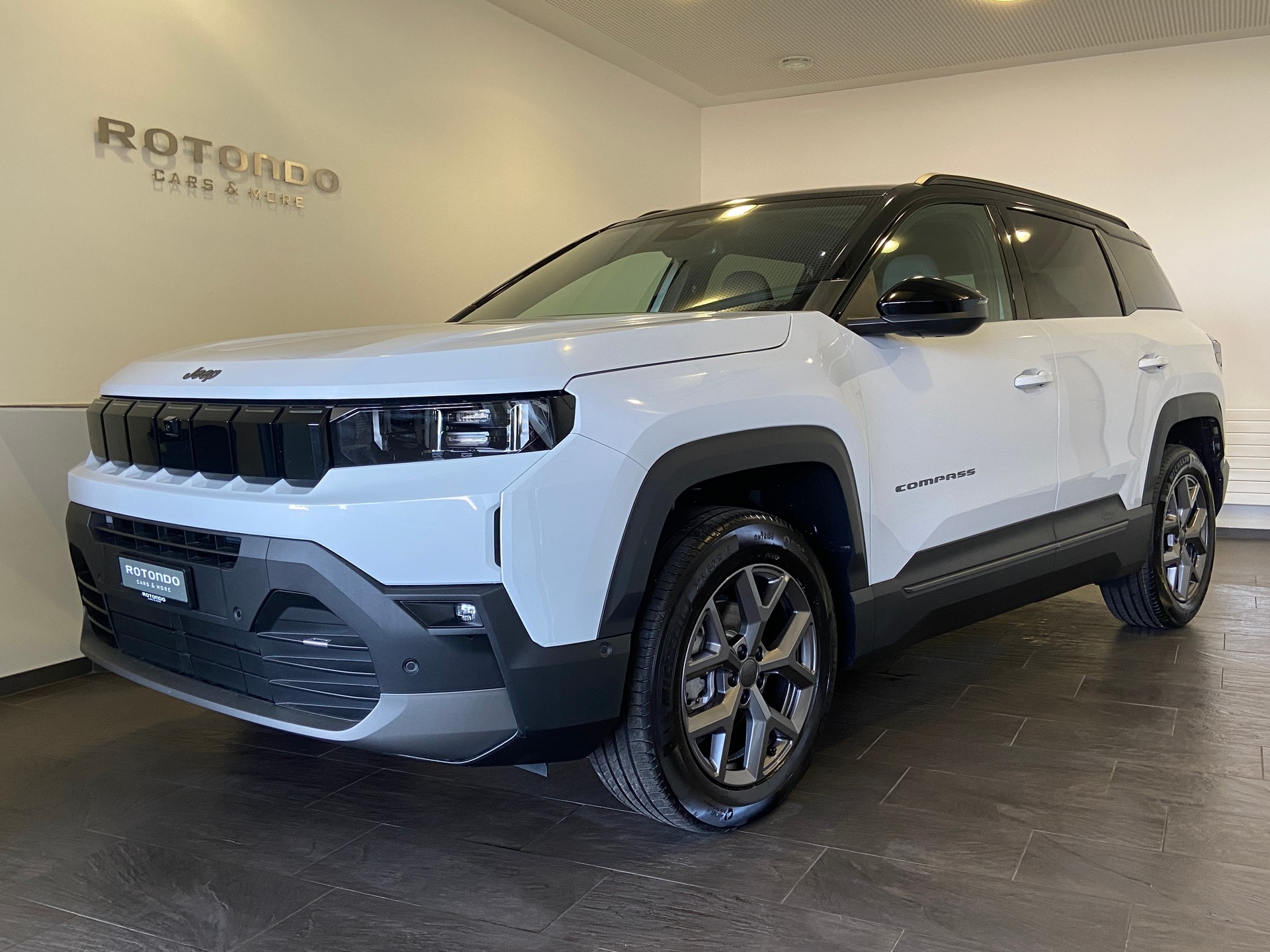 JEEP Compass 1.2 T e-Hybrid Summit Premium Sky-image-0