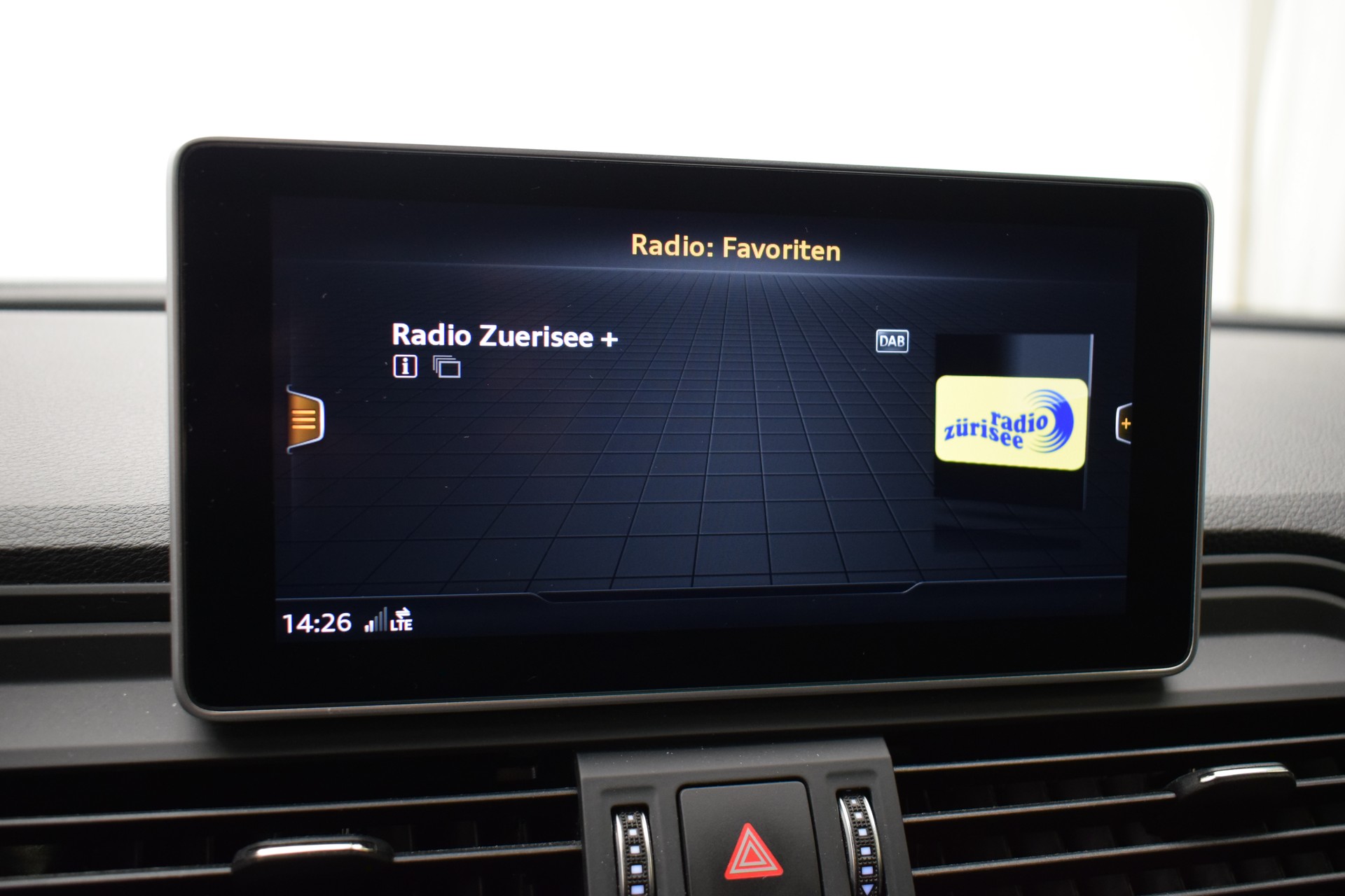 AUDI Q5 50 TDI quattro tiptronic-image-24