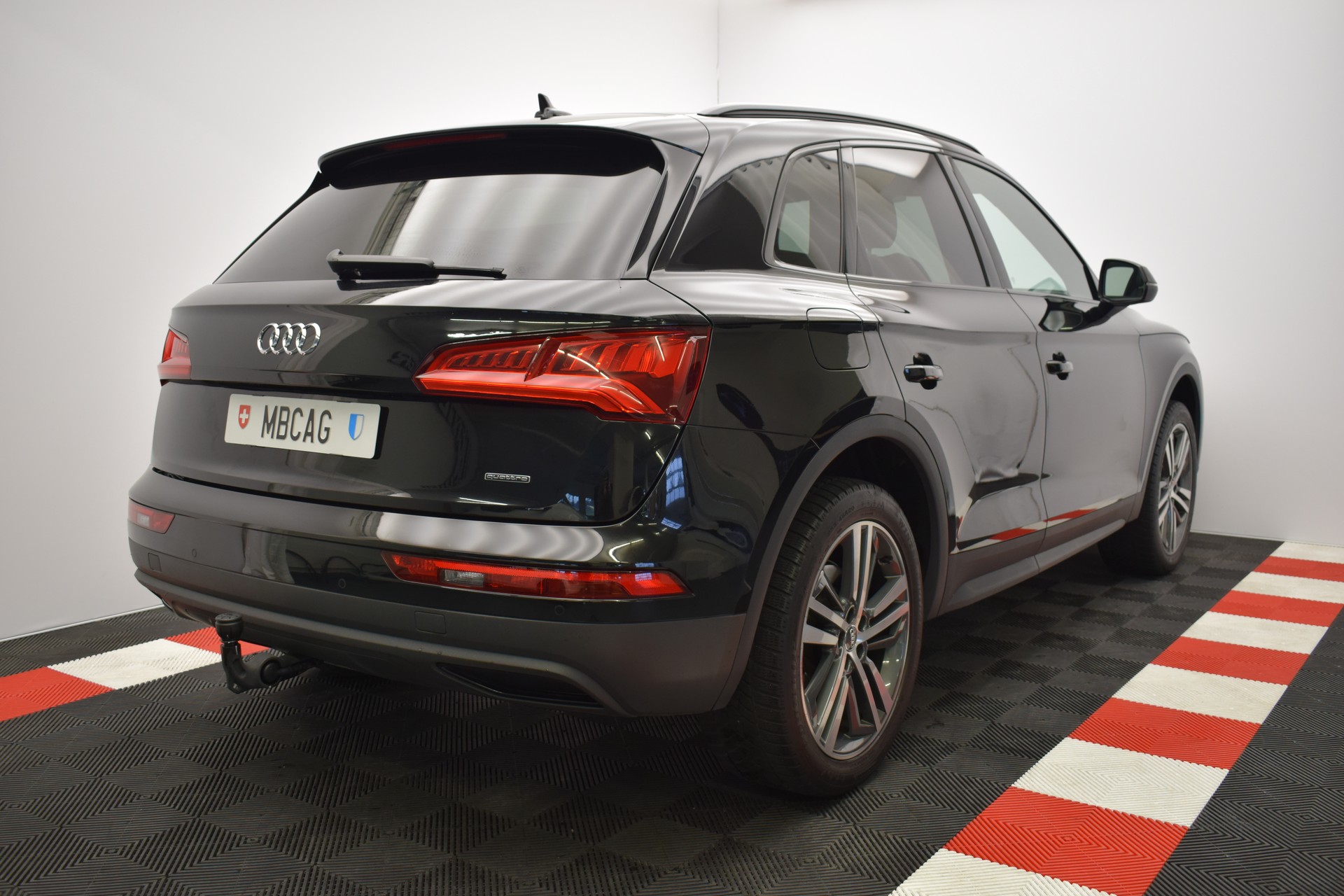 AUDI Q5 50 TDI quattro tiptronic-image-8