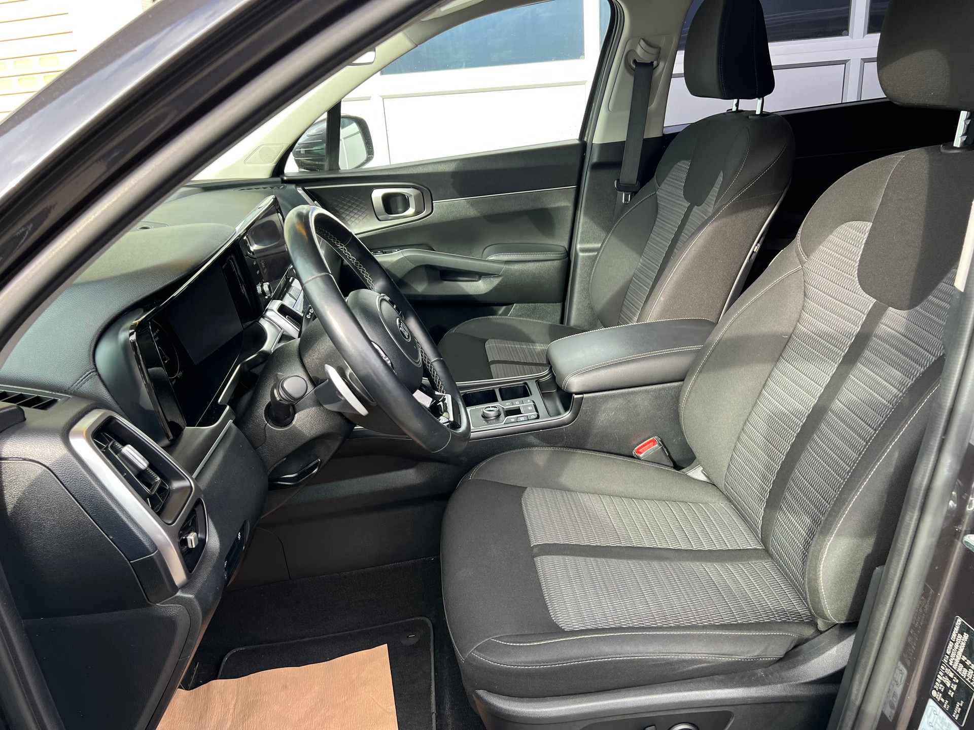KIA Sorento 2.2 CRDI 4x4 *** 7 Sitze * Navi * Rückfahrtkamera * Assistenten * frisch ab MFK * 7 Jahre Werksgarantie ***-image-17