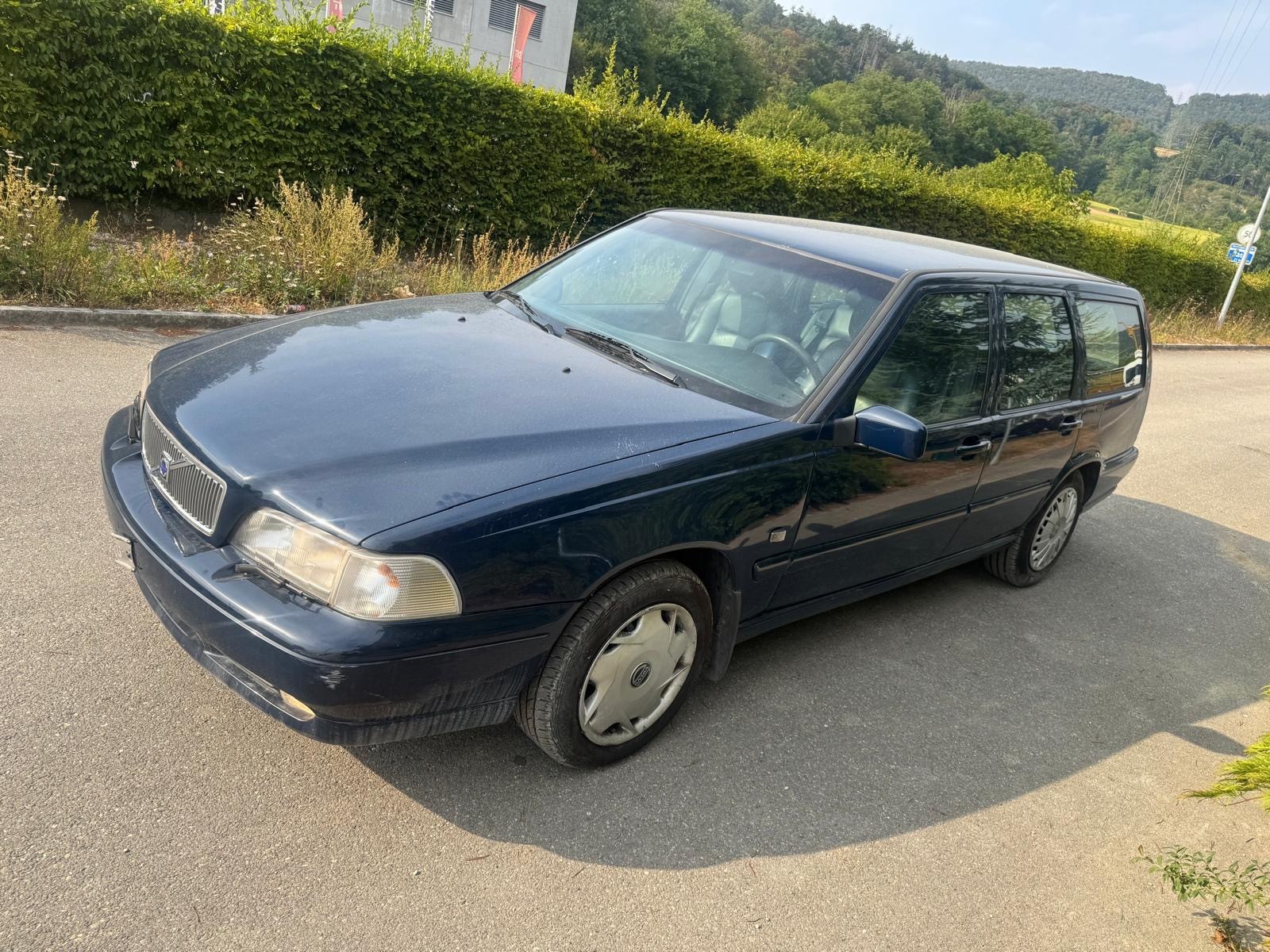VOLVO V70 2.5 Viking