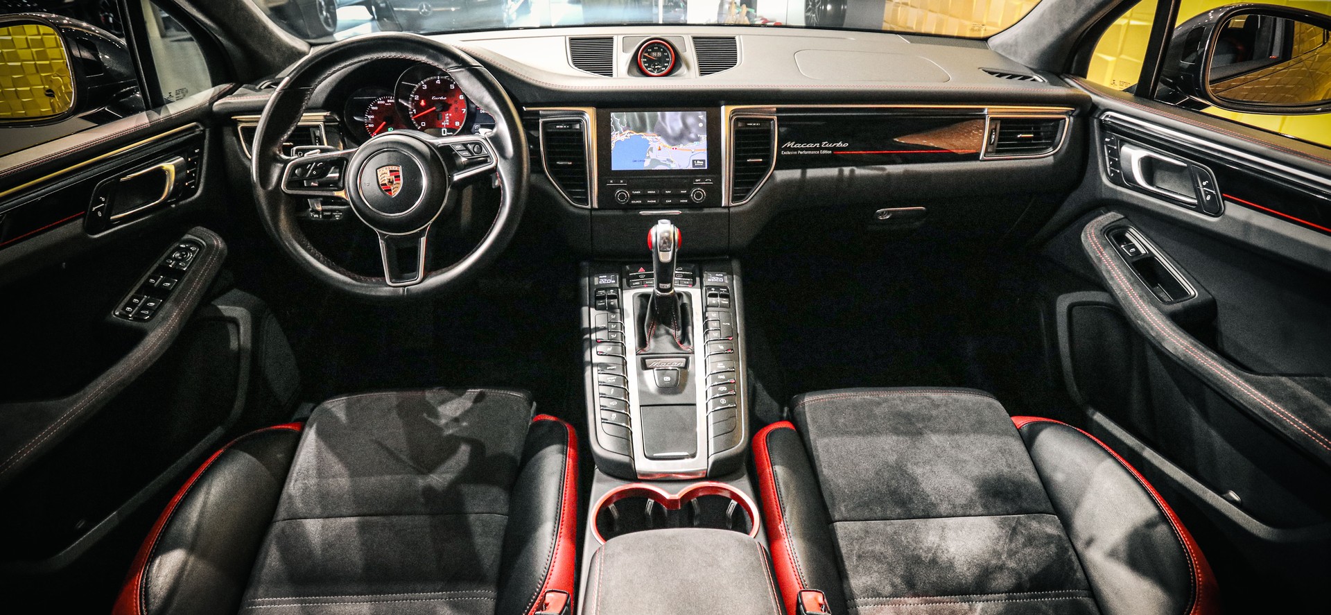 PORSCHE Macan Turbo Exclusive Performance Edition PDK-image-14