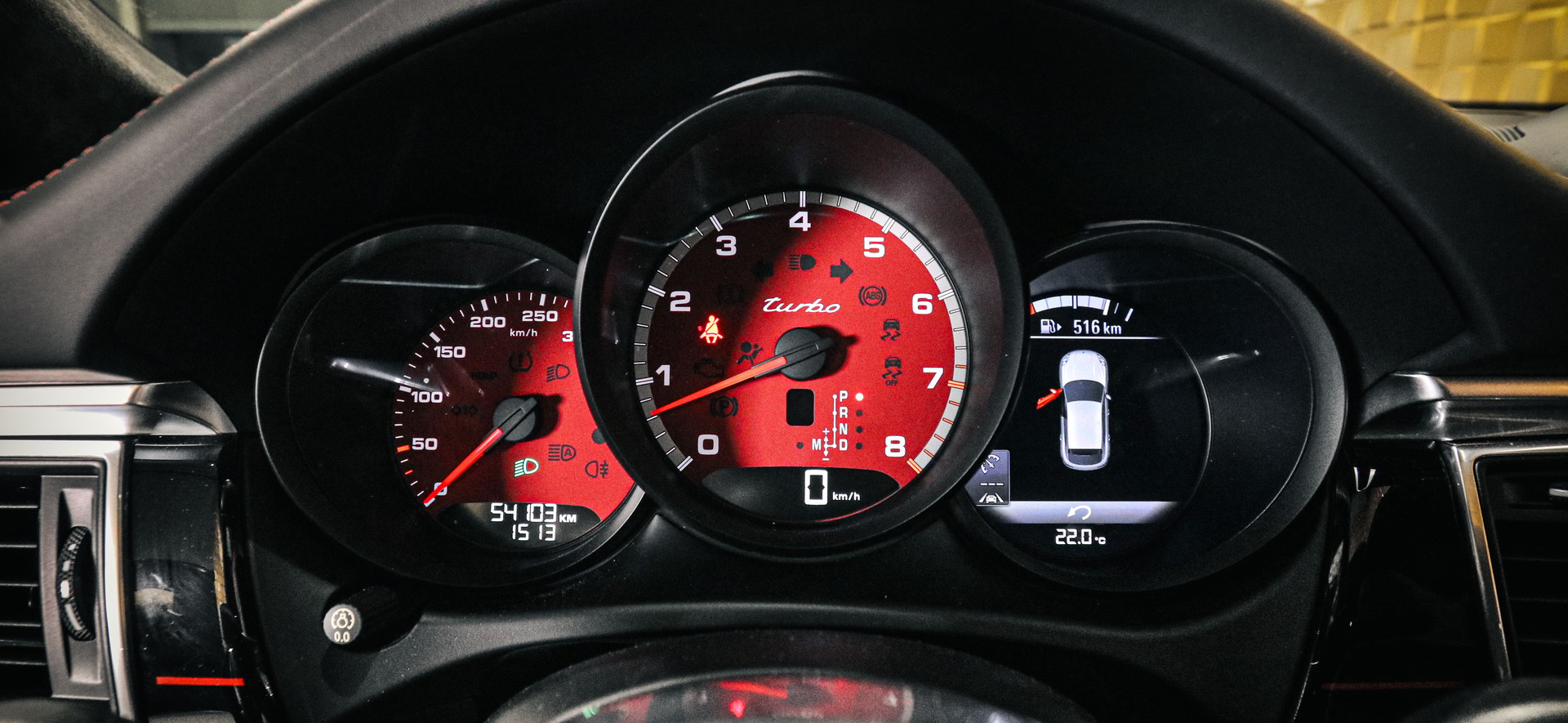 PORSCHE Macan Turbo Exclusive Performance Edition PDK-image-16