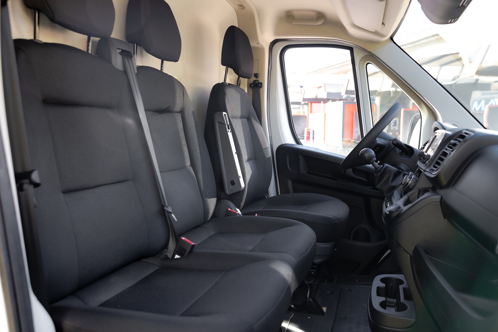 FIAT Ducato L2H2 335 140ps 2026-image-12