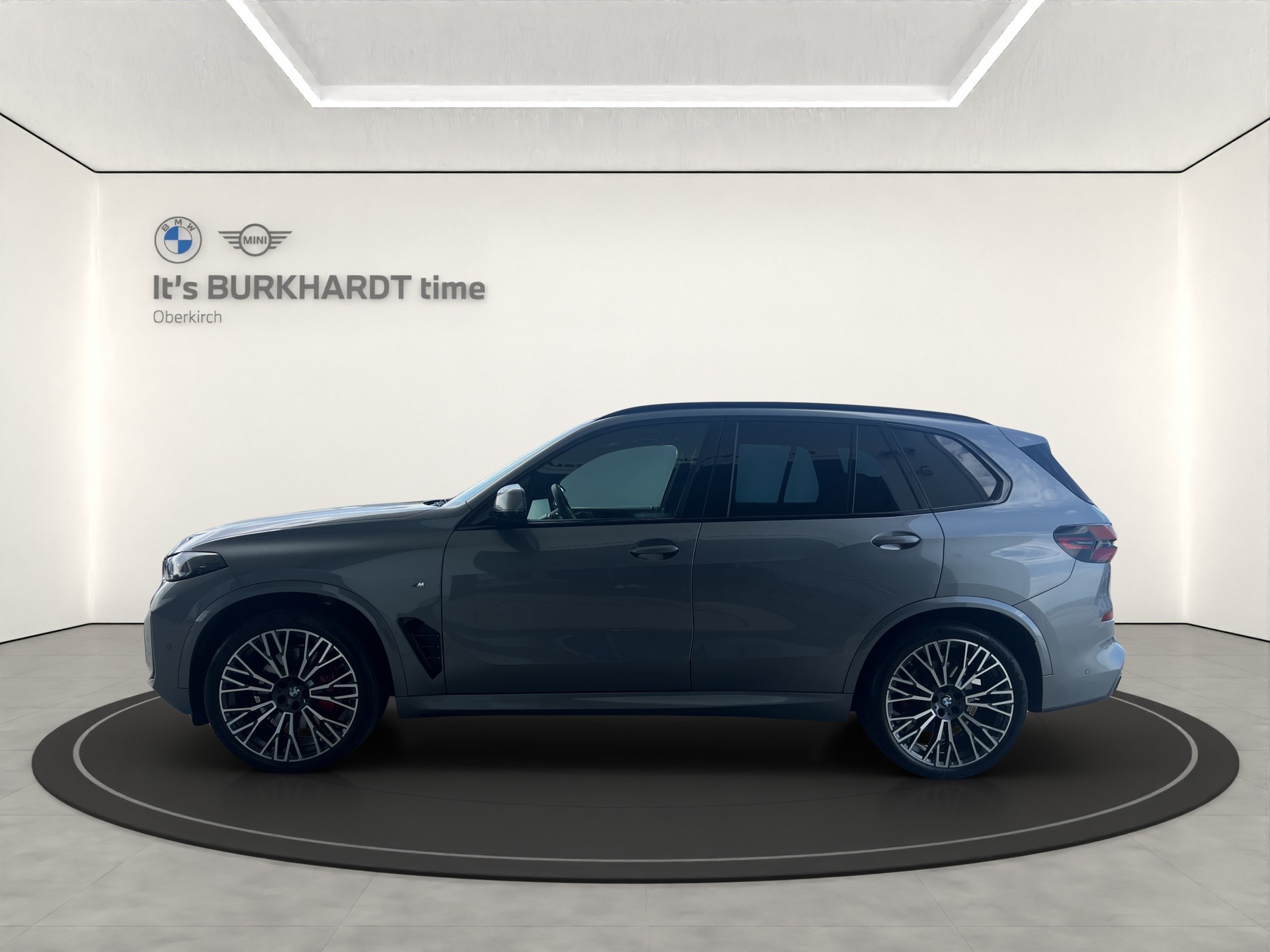 BMW X5 xDr48V 40i M Sport Pro-showroom-element-1