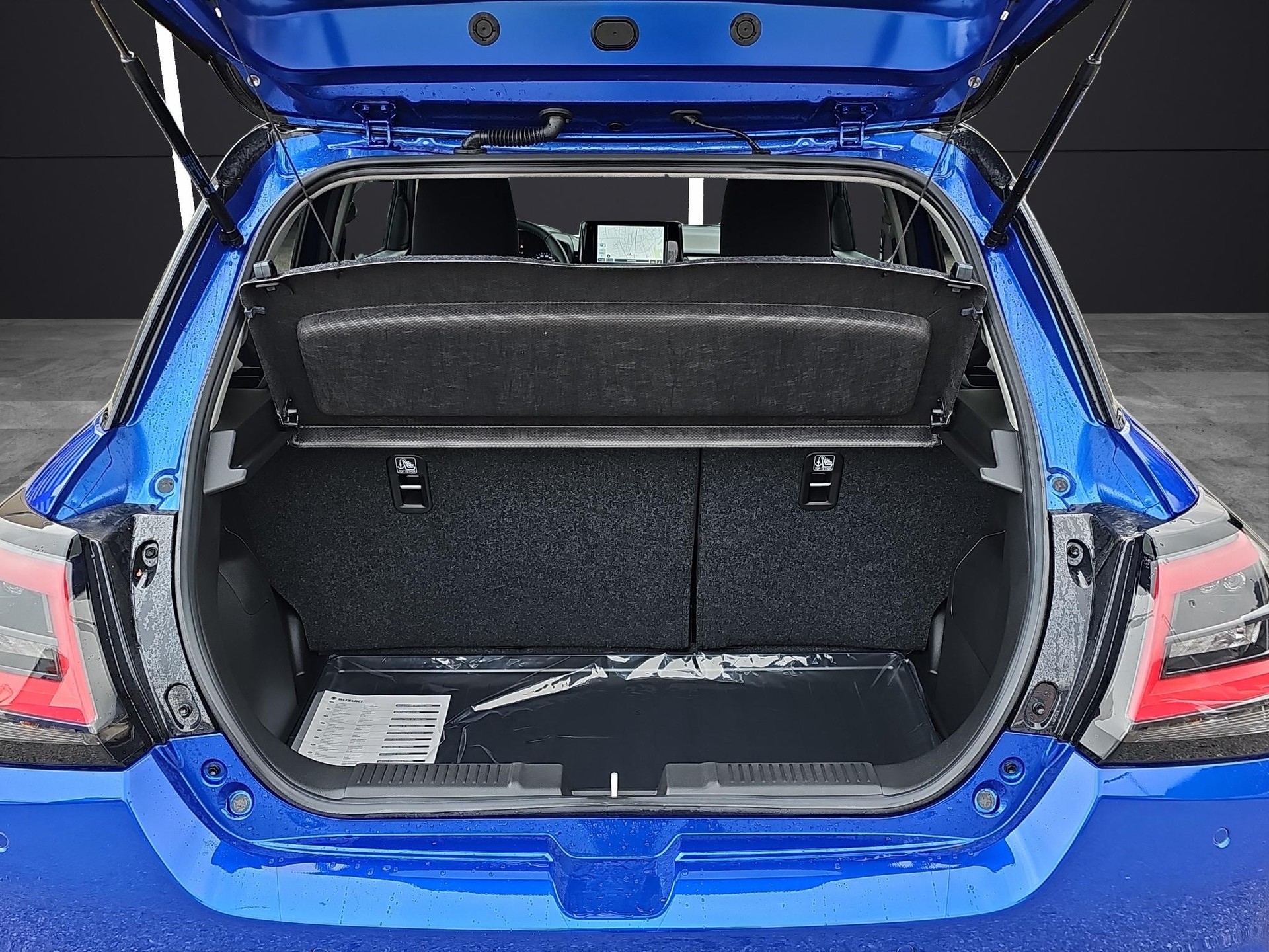 SUZUKI Swift 1.2 Tradizio Hybrid 4x4-image-12