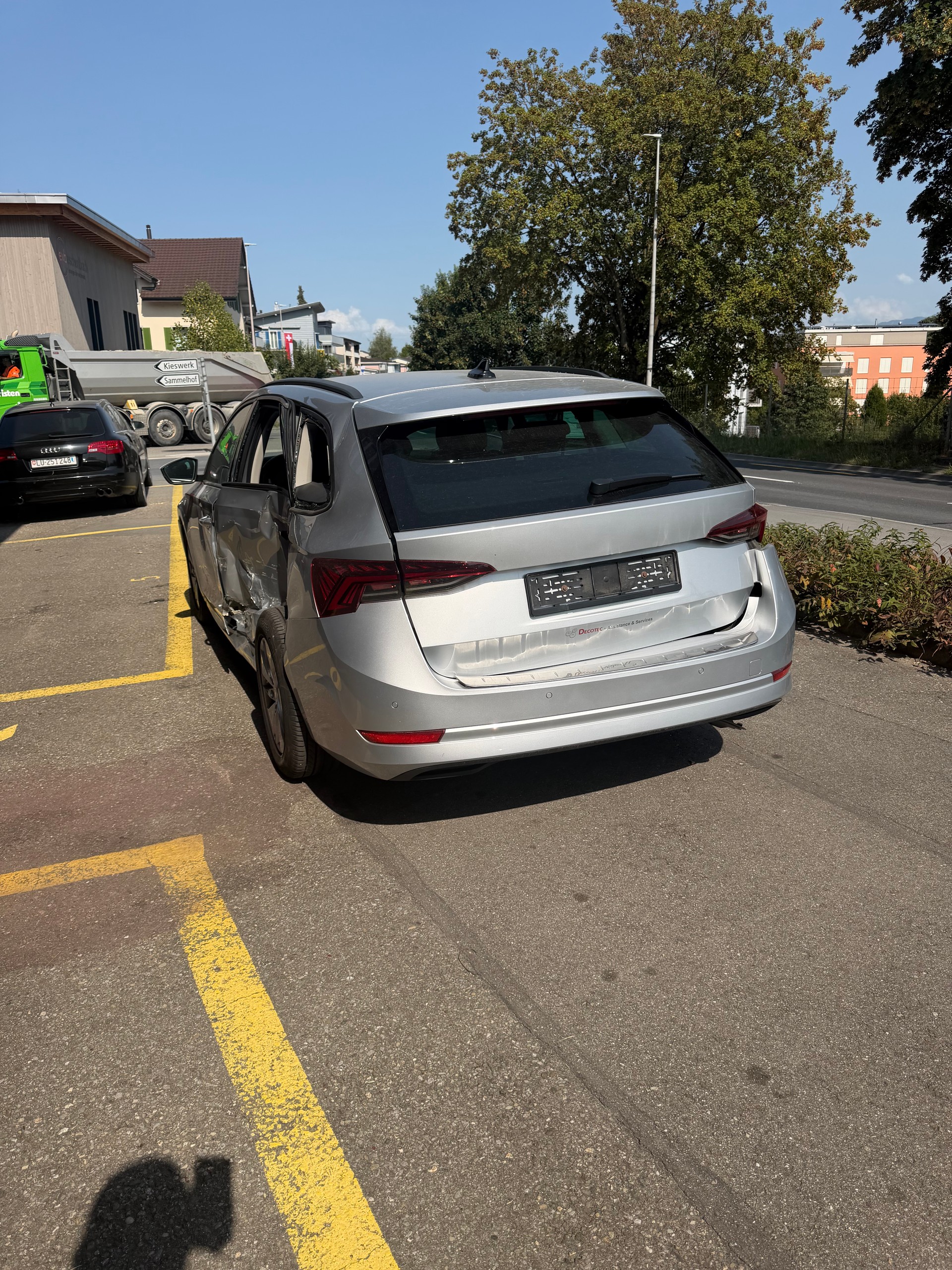 SKODA Octavia Combi 2.0 TDI DSG SportLine 4x4-image-5