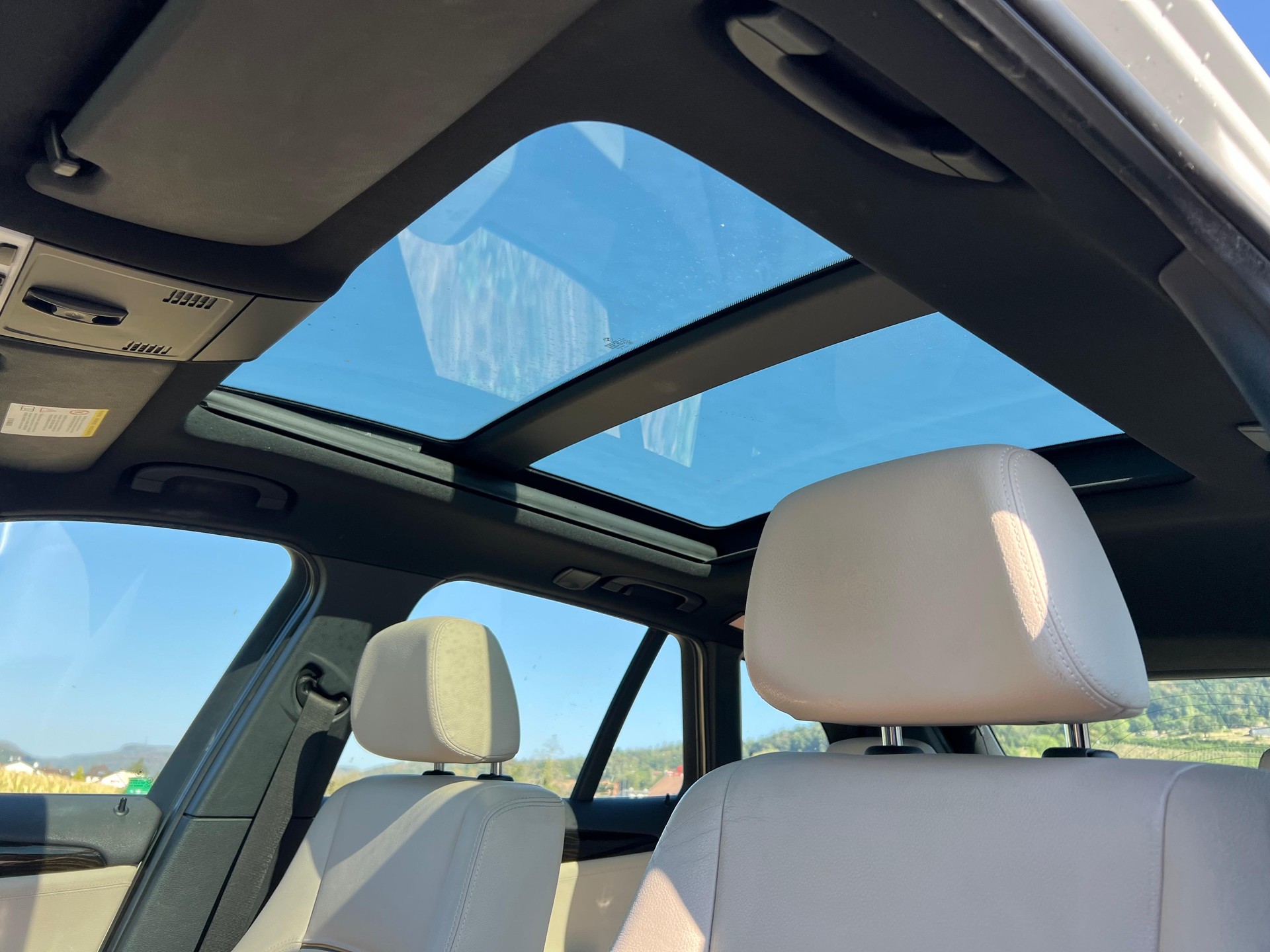 BMW X1 xDrive 20d Steptronic-image-11