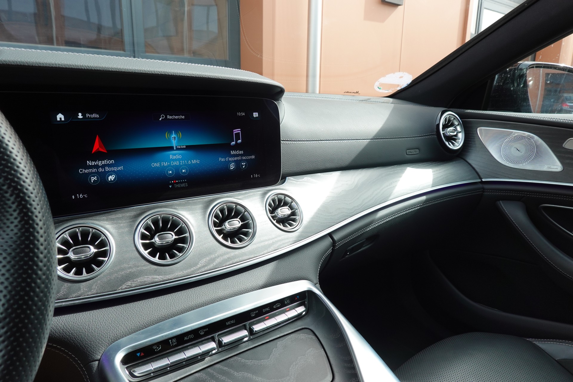 MERCEDES-BENZ AMG GT 4 53 4Matic+ Executive Speedshift MCT - "CH Auto * Pack AMG Night * Son Burmester * Sièges Electrique *Head-Up Display"-image-22