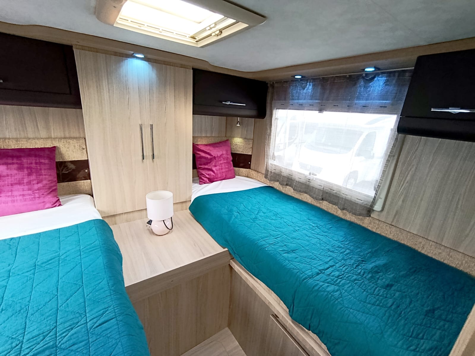 RIVIERA 85 P ***Viel Platz & Reisekomfort***-showroom-element-3