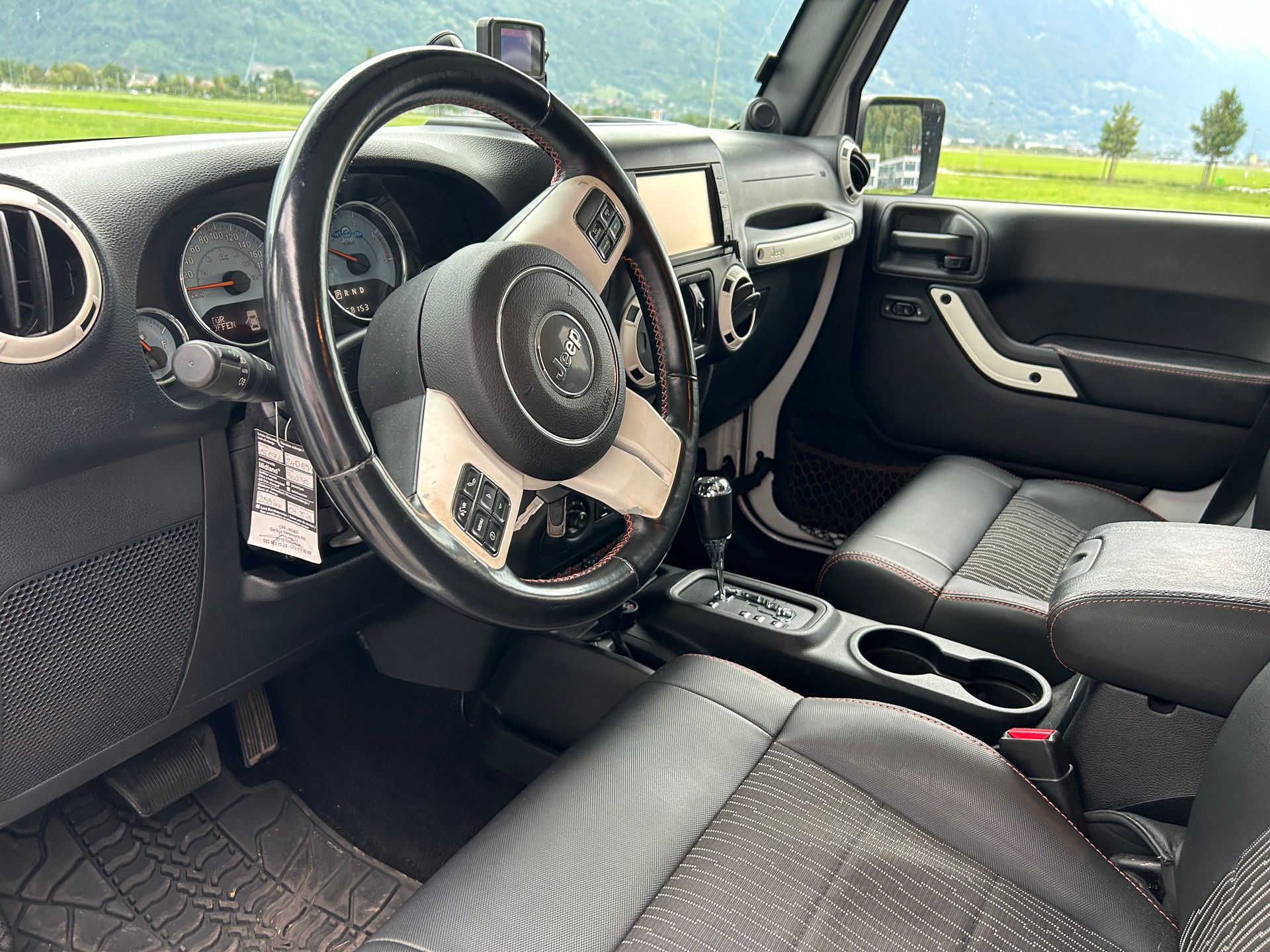 JEEP Wrangler 2.8CRD Unlimited Automatic-image-8