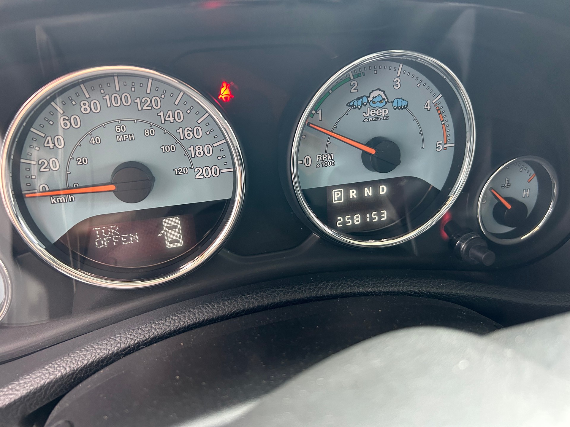 JEEP Wrangler 2.8CRD Unlimited Automatic-image-11