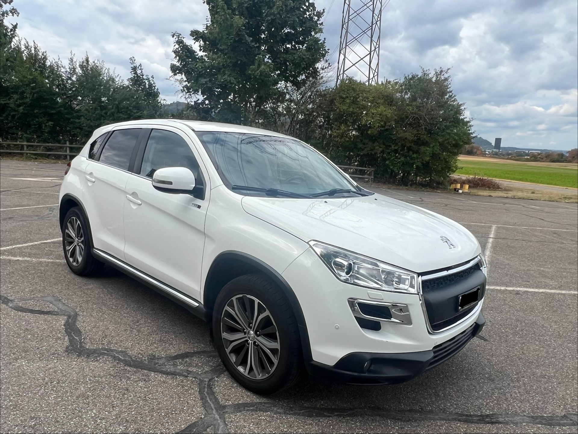 PEUGEOT 1.6 HDi 115 Style S/S-image-4